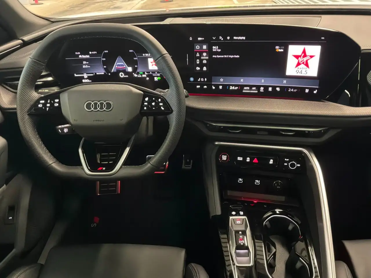 Audi SQ5 снимка Audi SQ5