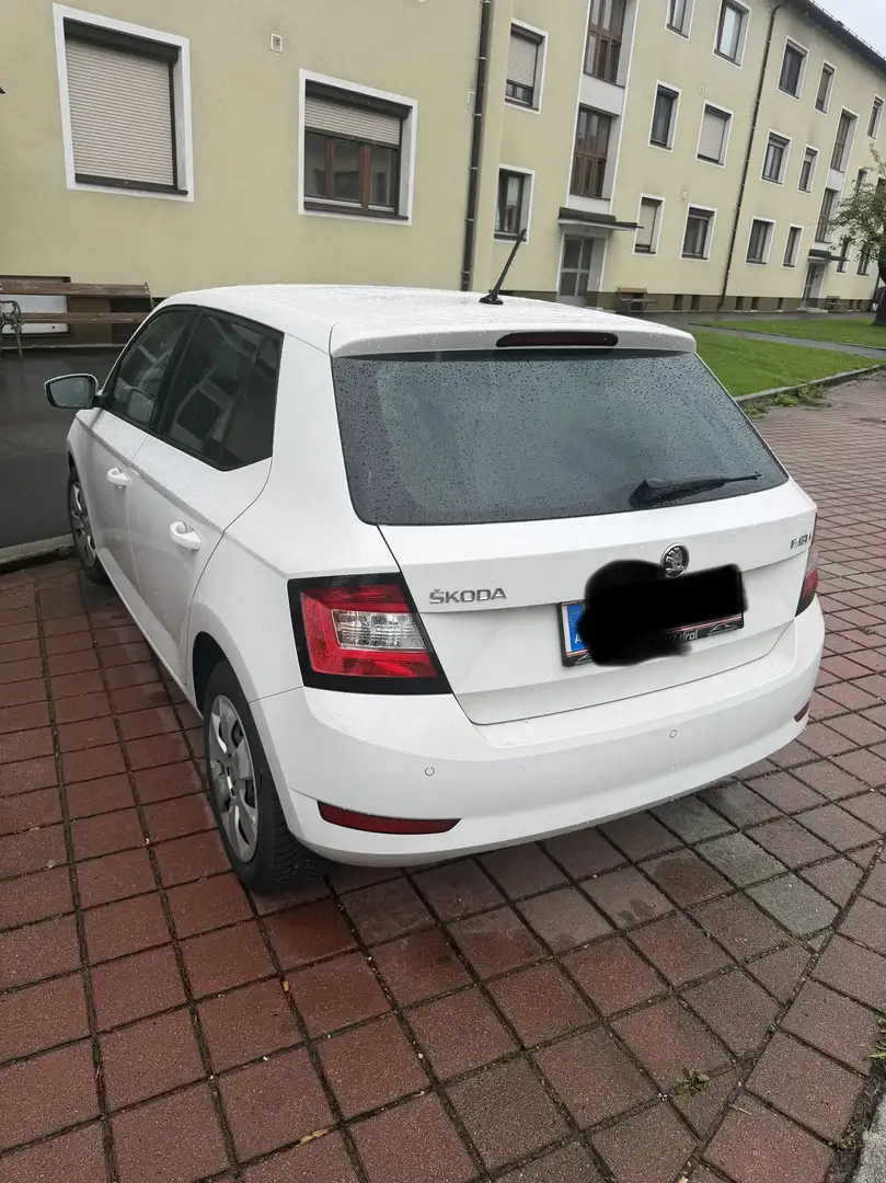 Skoda Fabia Active 1,0 Weiß - 2