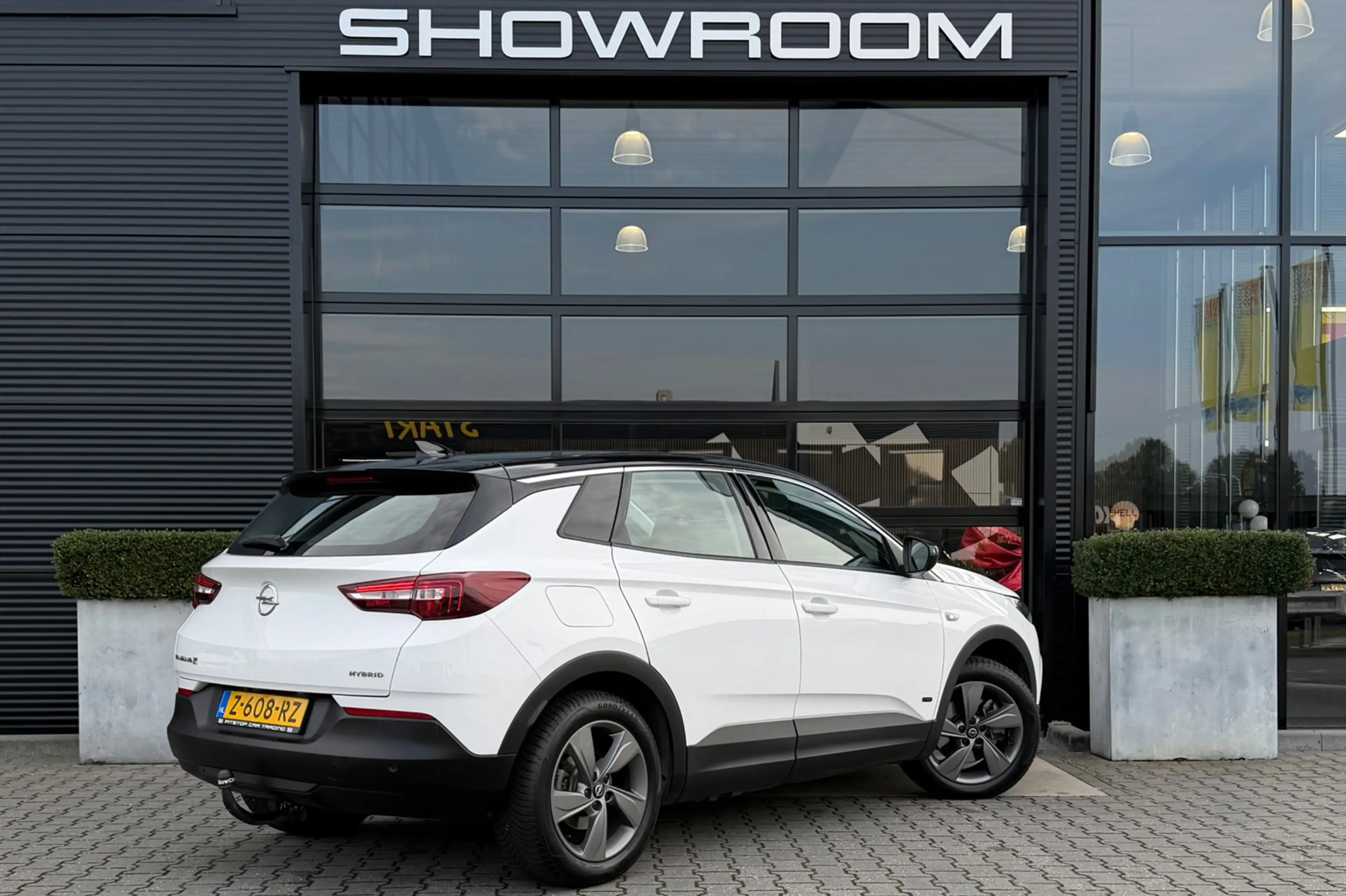 Opel Grandland X 1.6 Turbo Hybrid Business Edition, CarPlay, Camera — photo 6