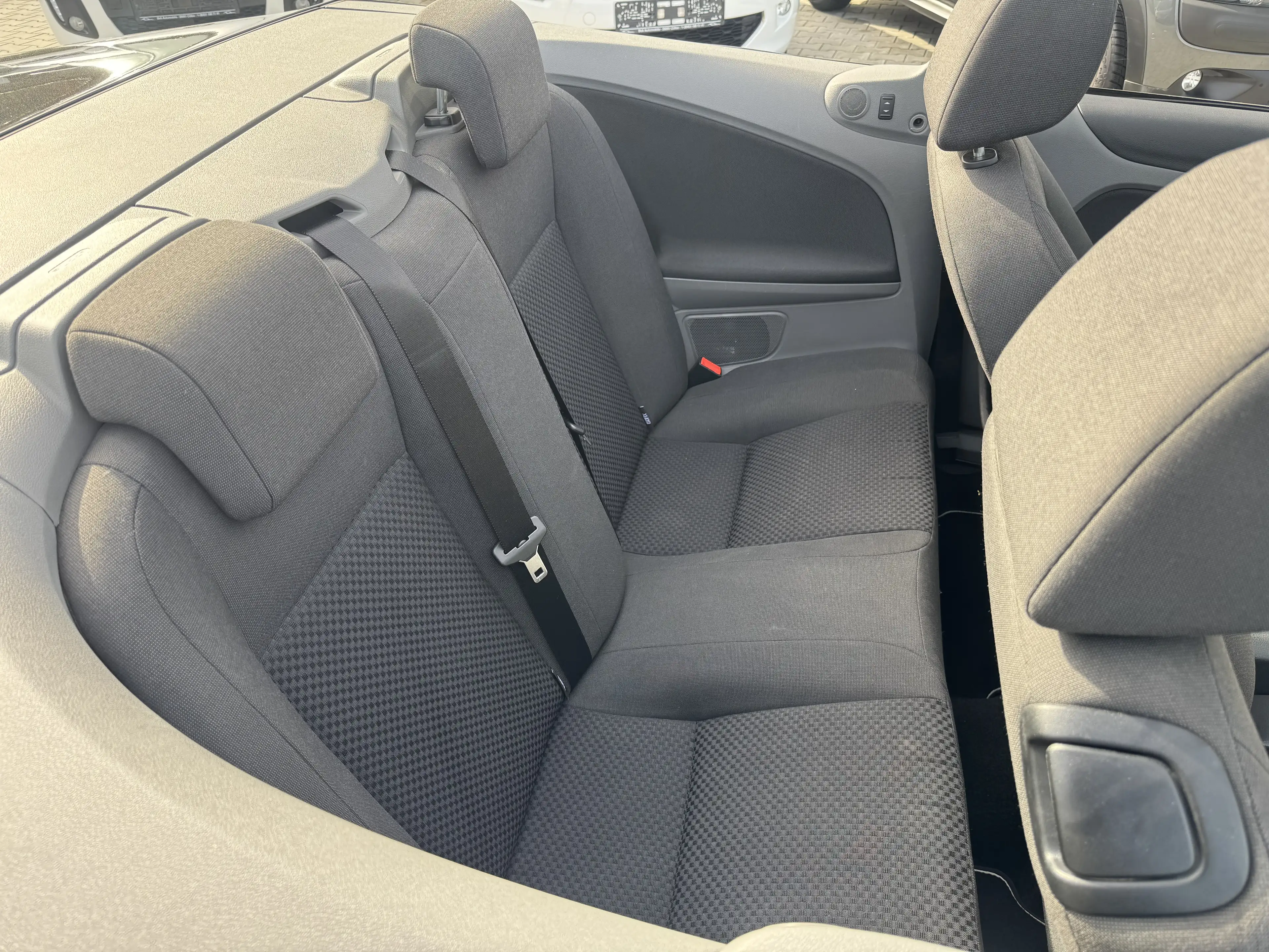 Ford Focus CC Cabrio 2.0 TDCi Black Magic / Klima / 1 Hand — photo 15