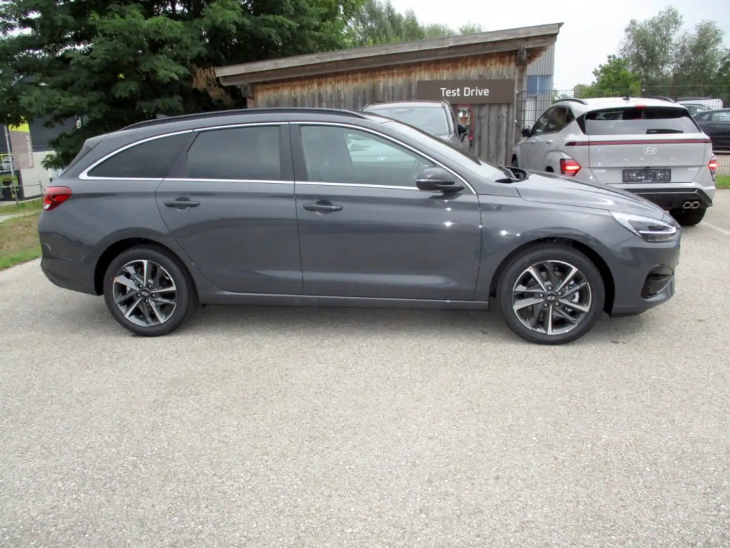 Hyundai i30 Kombi - PD Comfort Line 1.0 T-GDI c6kc1-PP6-OO3 Grau - 2
