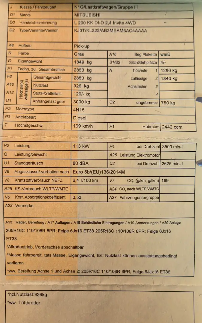 Mitsubishi L200 L 200 KK DI-D 2,4 Invite 4WD Grau - 2