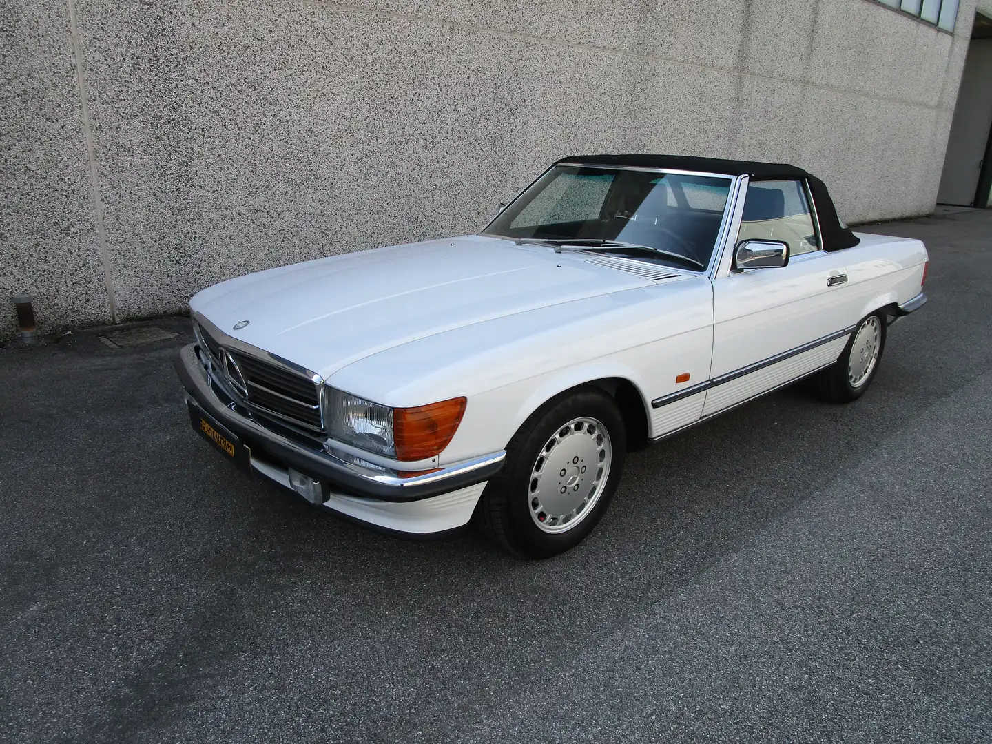 Mercedes-Benz SL 300 R107 Alb - 1
