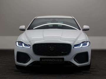 Sportbrake D200 R-Dynamic S Auto RWD