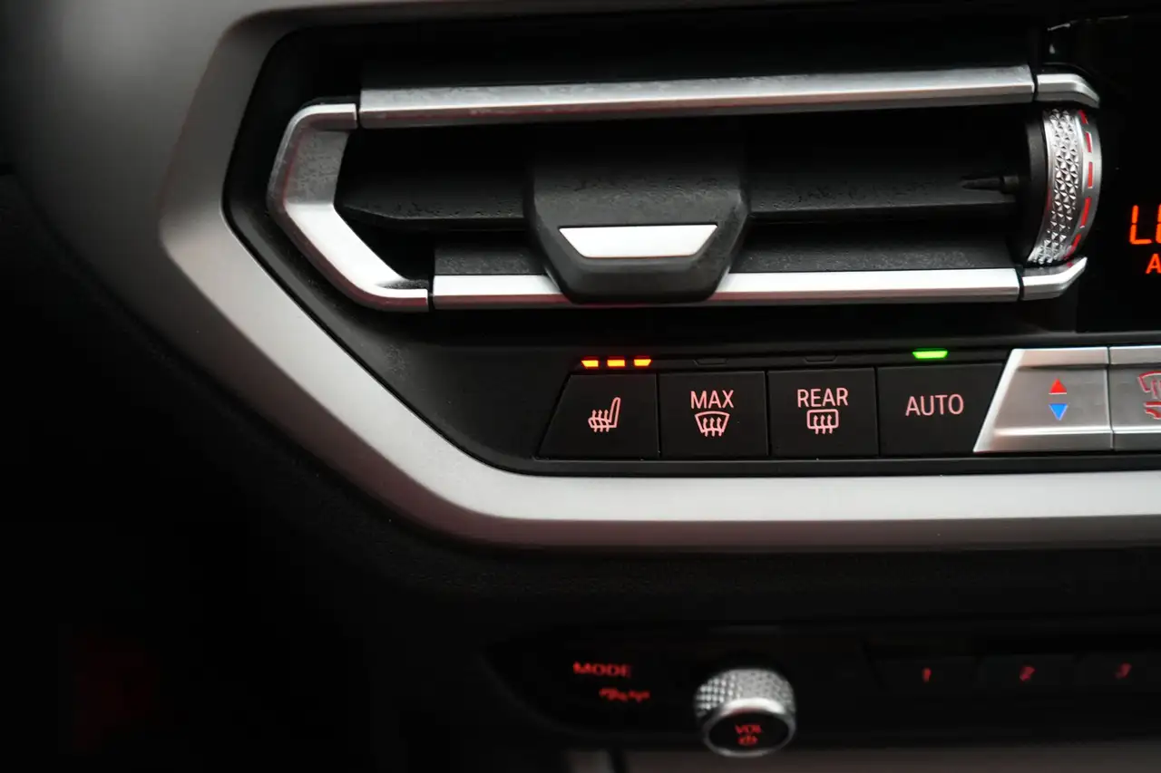 BMW 320 3 Touring 320e PHEV Business LED GPS PDC CAM Head-, миниатюра 29