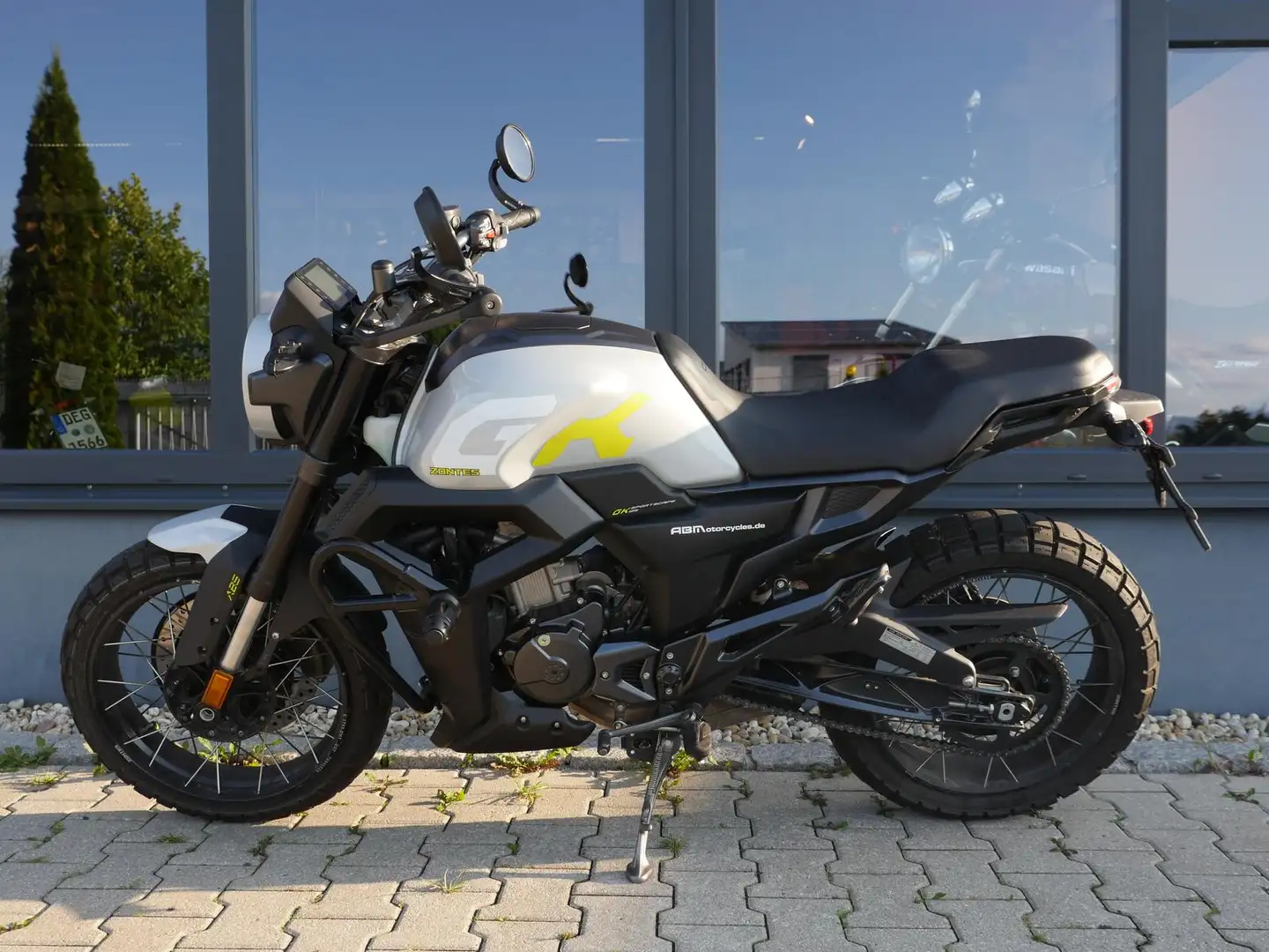 Zontes - dt. Modell - TOP - 1. Hand - 2