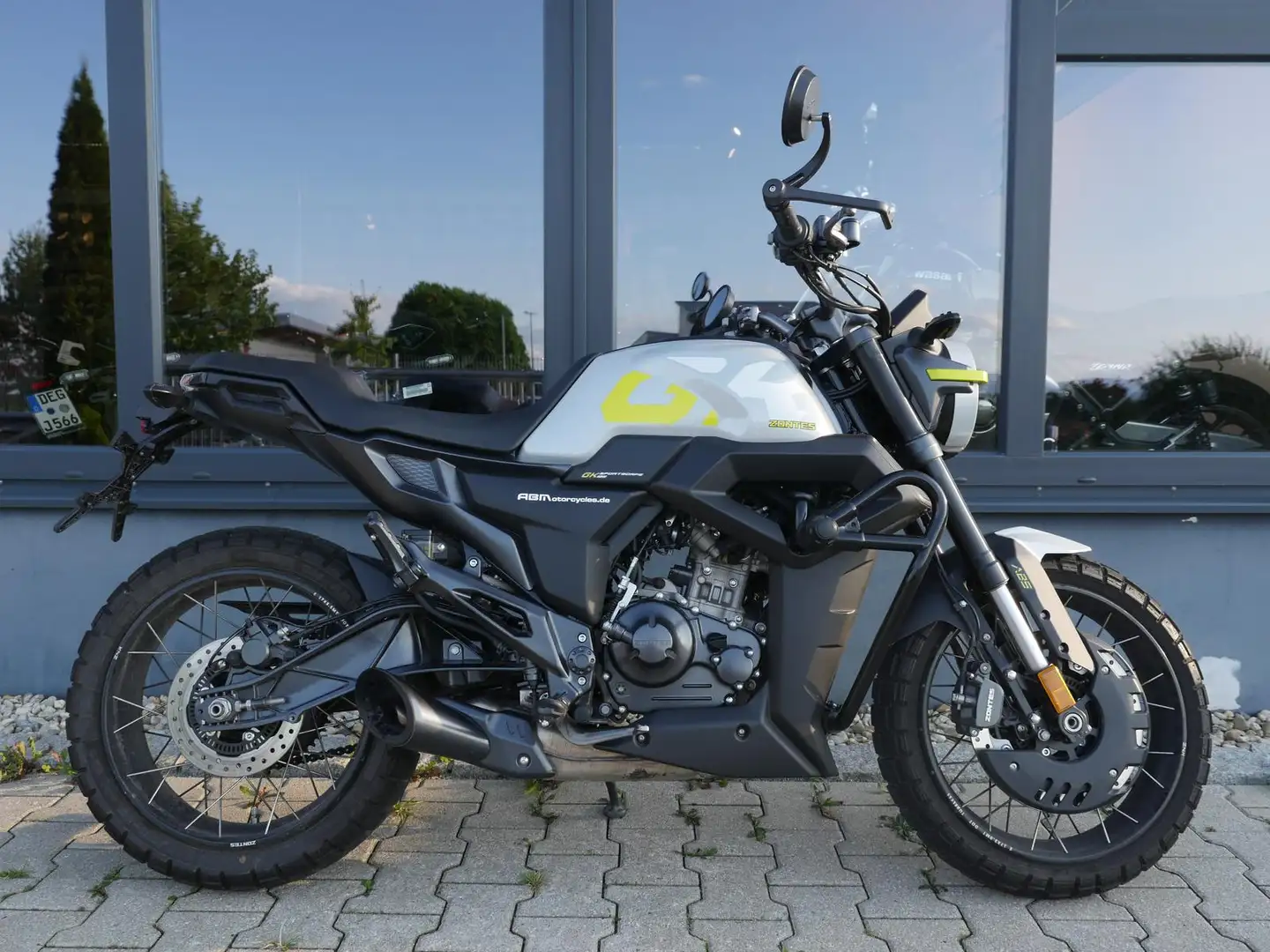 Zontes - dt. Modell - TOP - 1. Hand - 1