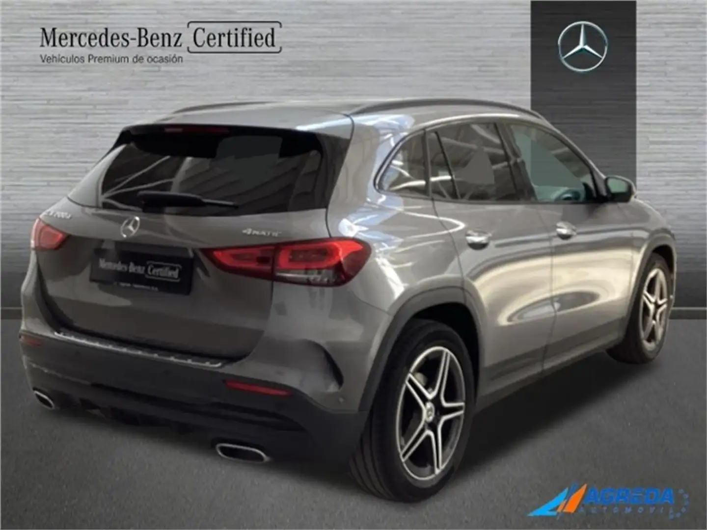 Mercedes-Benz GLA 200 D 4MATIC - 2