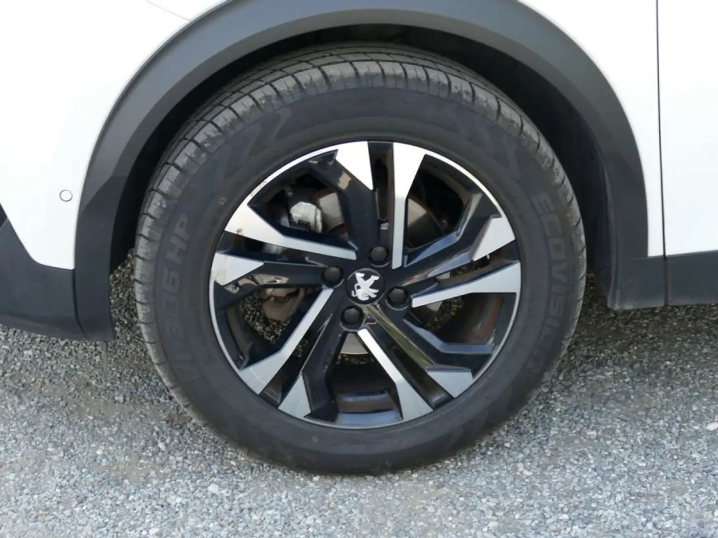 Peugeot 2008 PureTech 130 SS BVM6 Blanc - 2