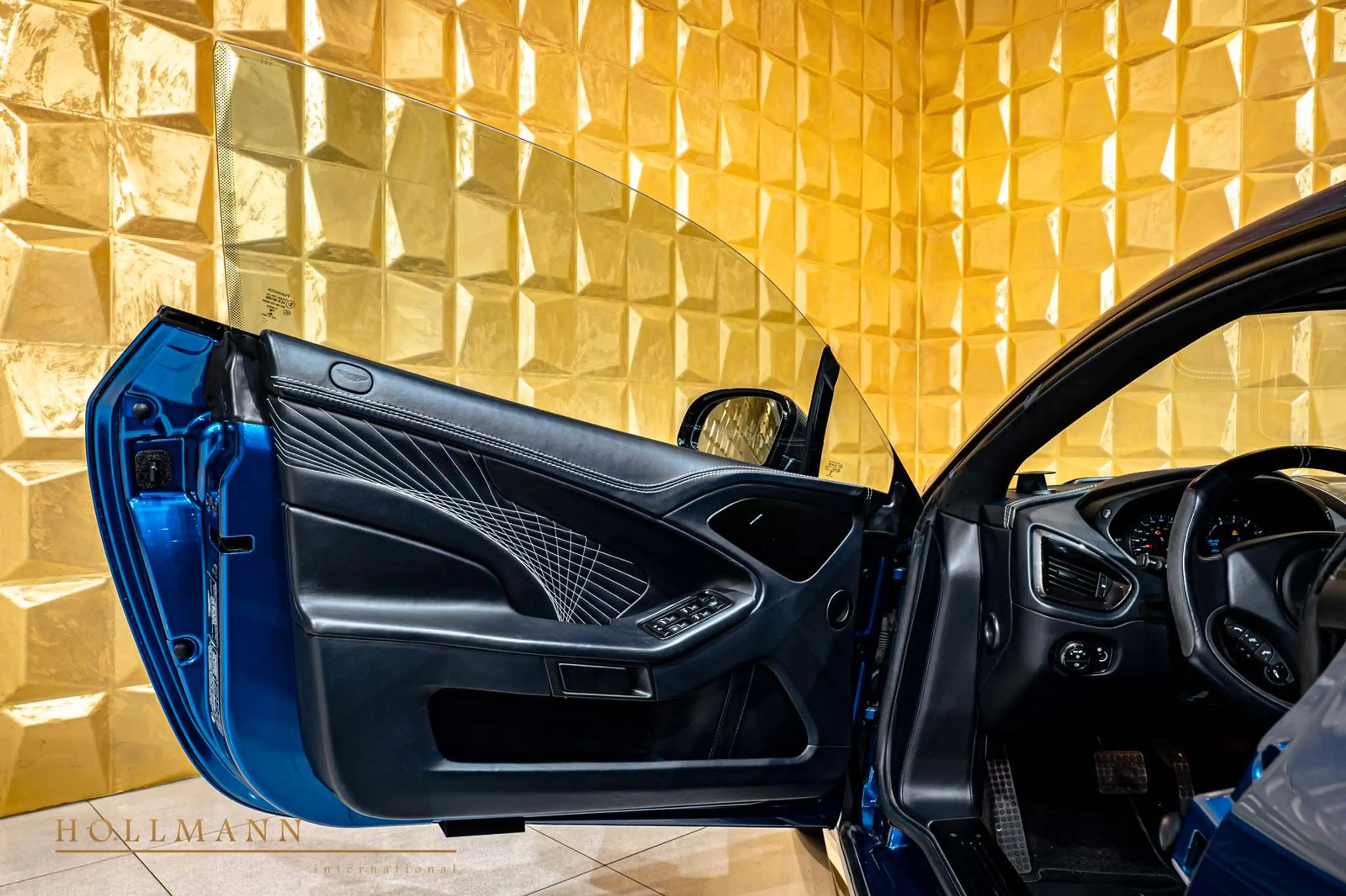 Aston Martin Vanquish S Coupe + MING BLUE + CARBON — photo 11
