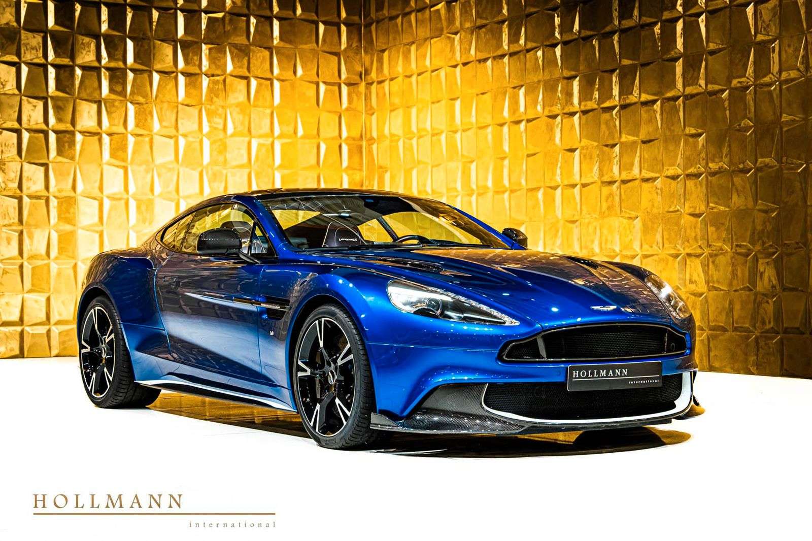 Aston Martin Vanquish