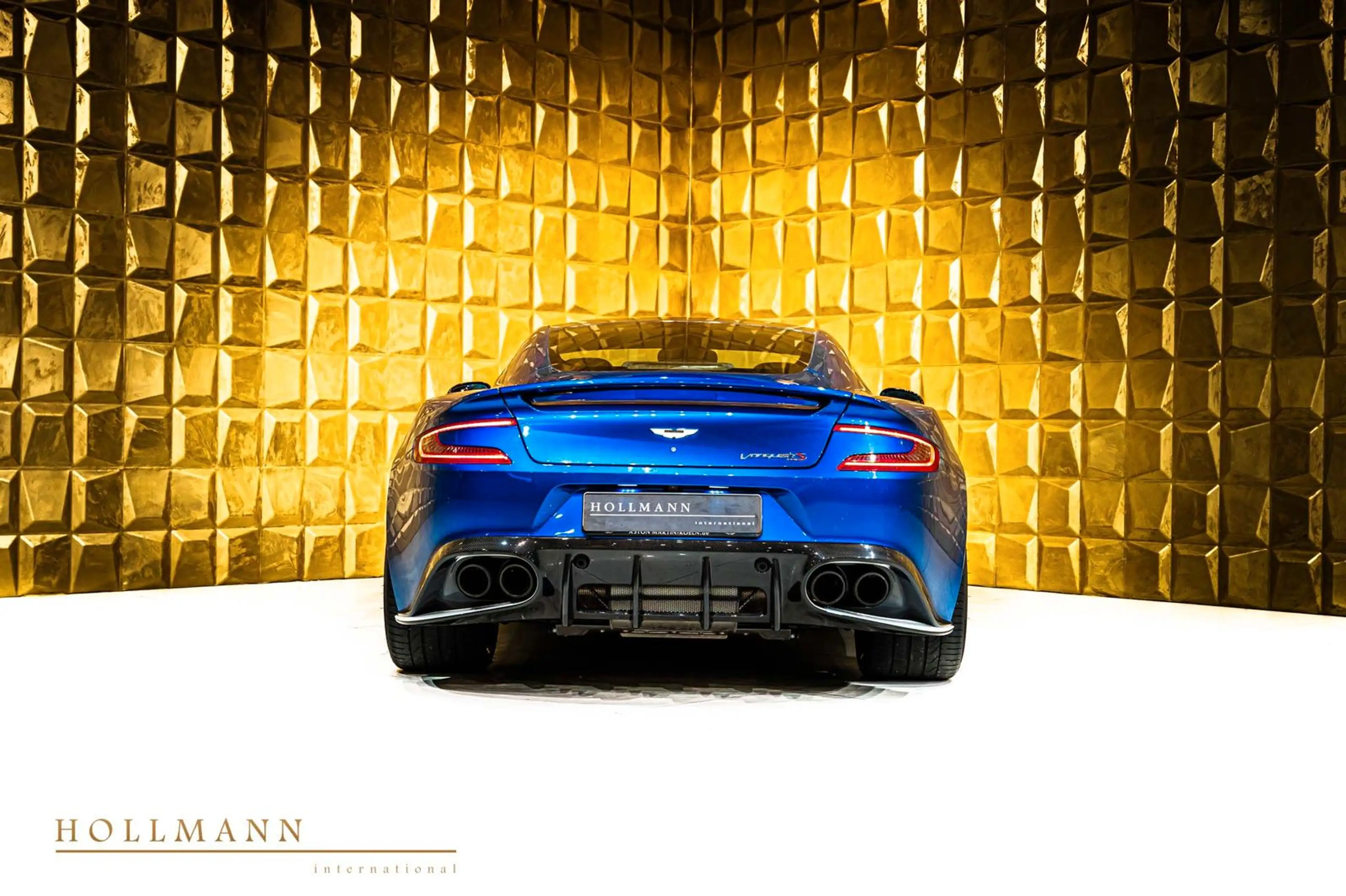Aston Martin Vanquish S Coupe + MING BLUE + CARBON — photo 4