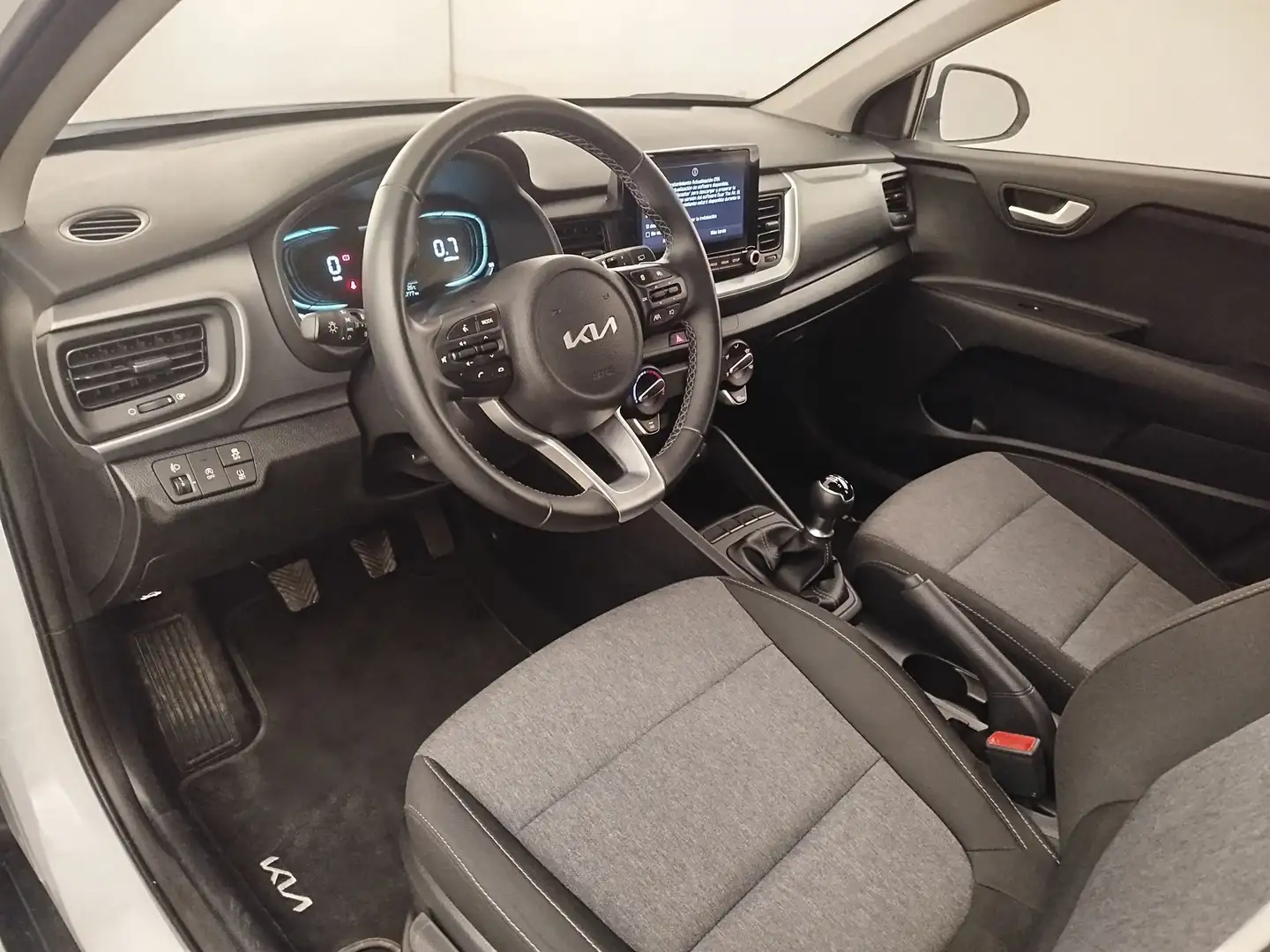 Kia Stonic 1.2 DPi Concept Weiß - 2