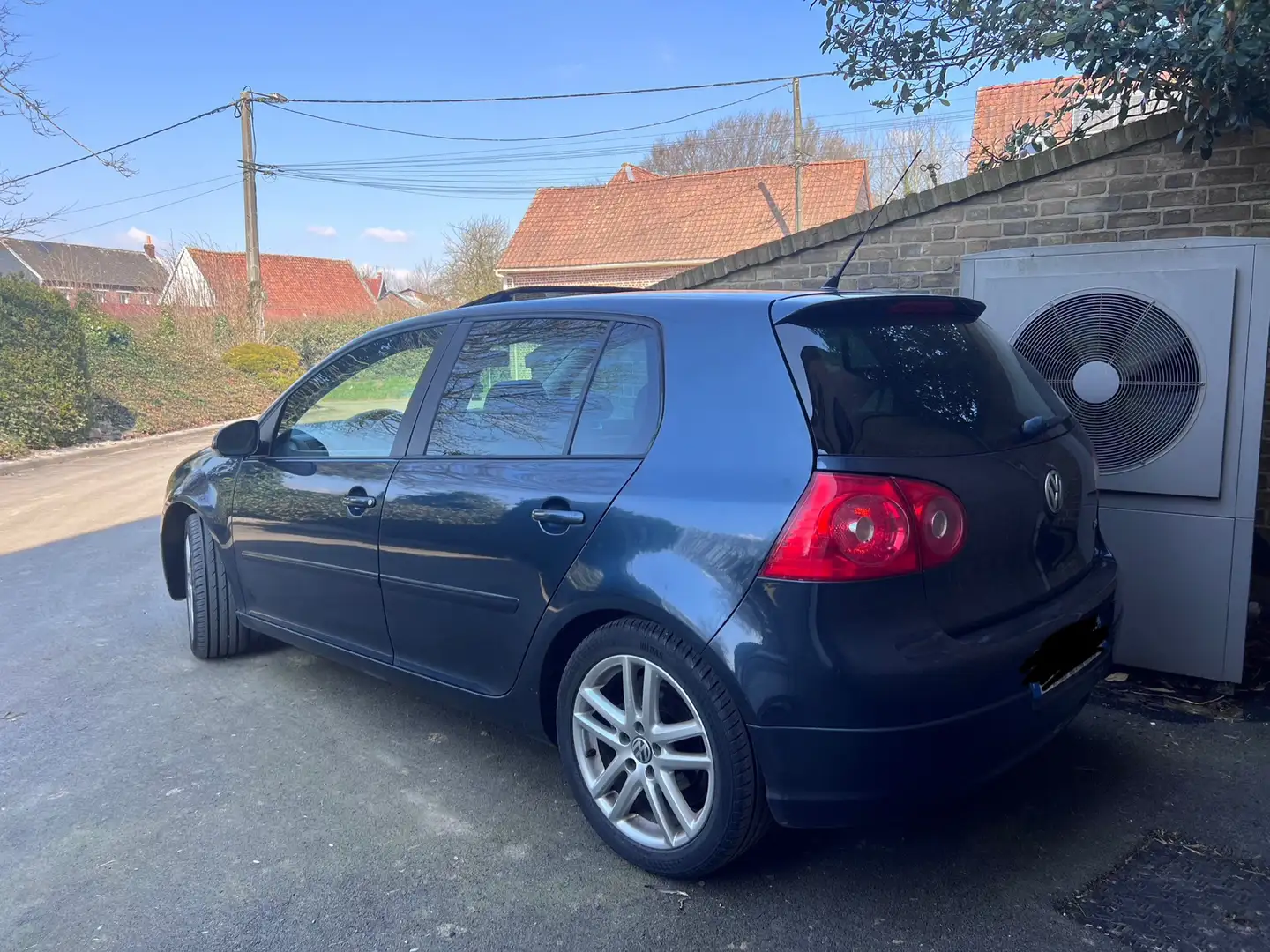 Volkswagen Golf 1.4 16S TSI 140 Carat - 2
