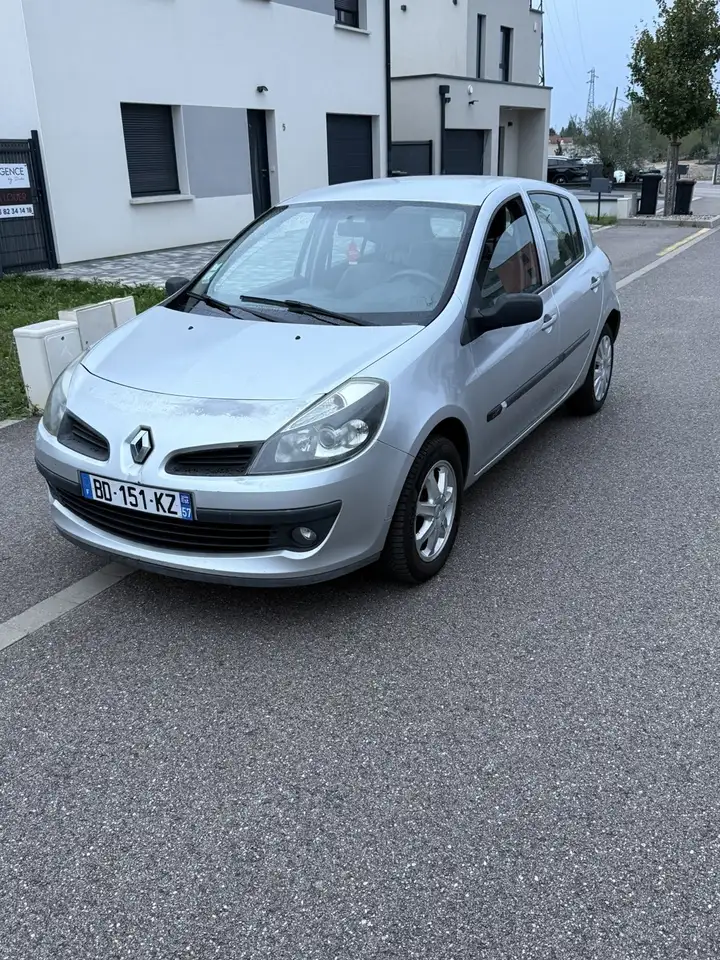 Renault Clio 1.5 dCi 70 PrivilÃ¨ge