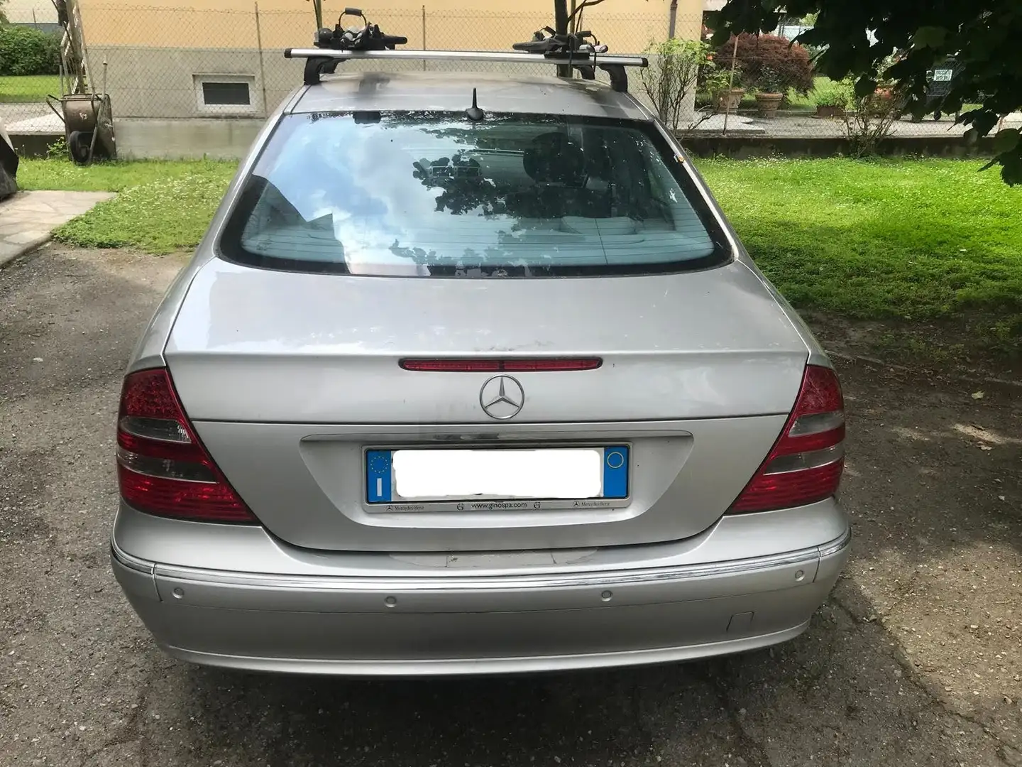 Mercedes-Benz E 320 Classe E - W211 Berlina V6 Avantgarde 4matic Silber - 2