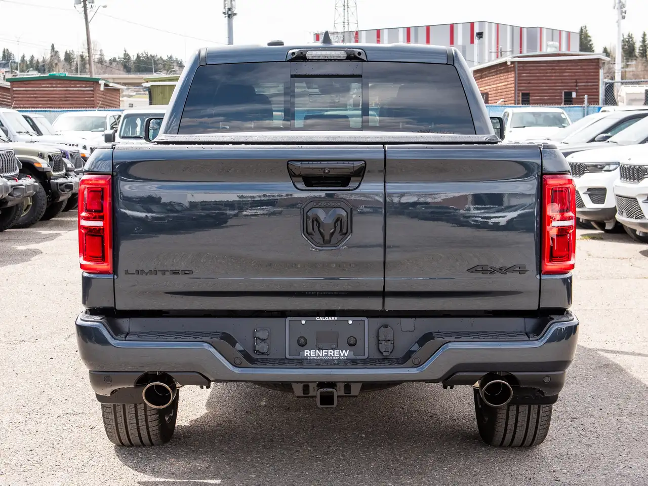 RAM 1500 снимка RAM 1500