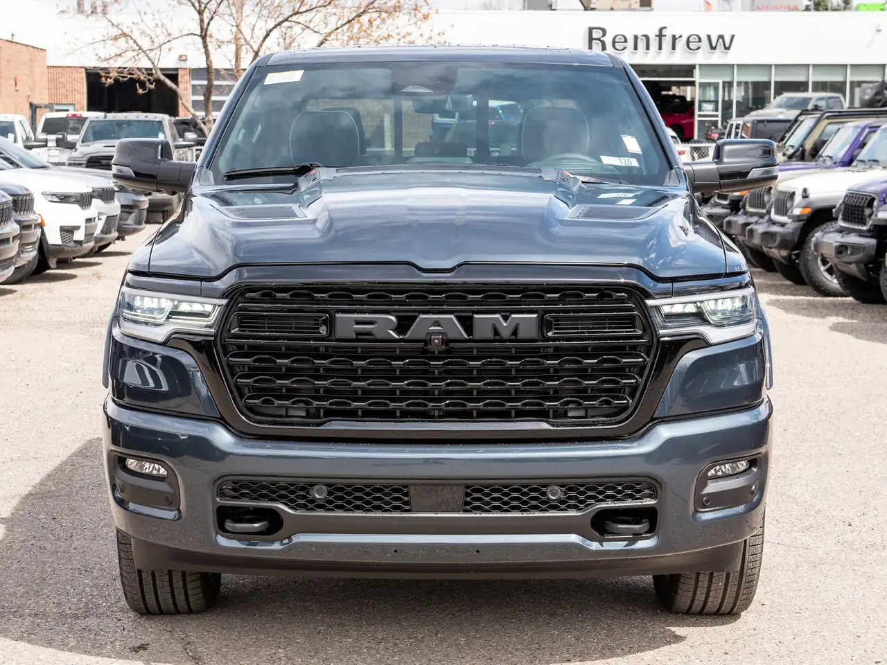 RAM 1500 снимка RAM 1500