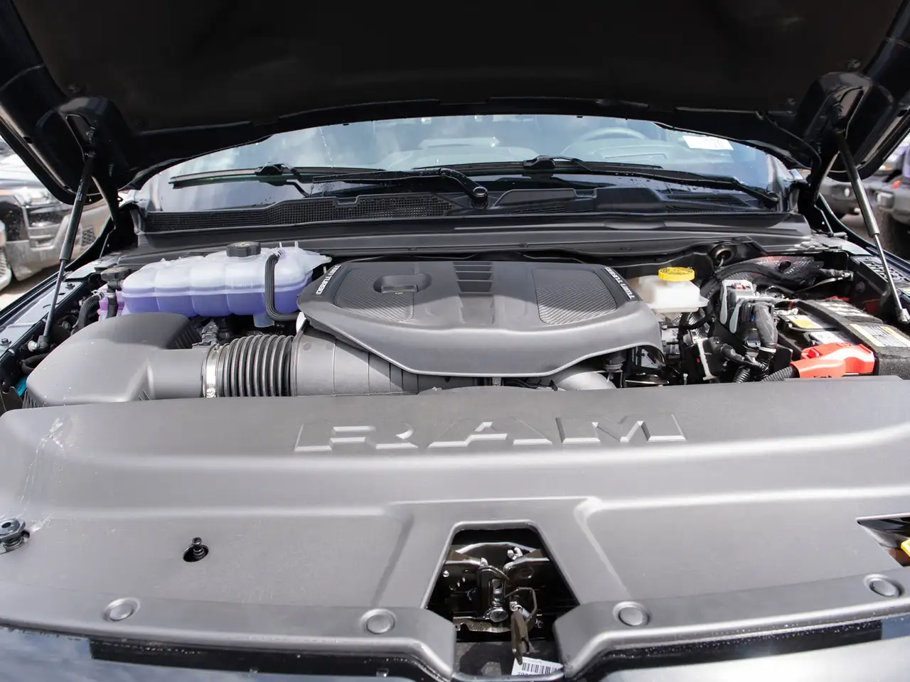 RAM 1500 снимка RAM 1500