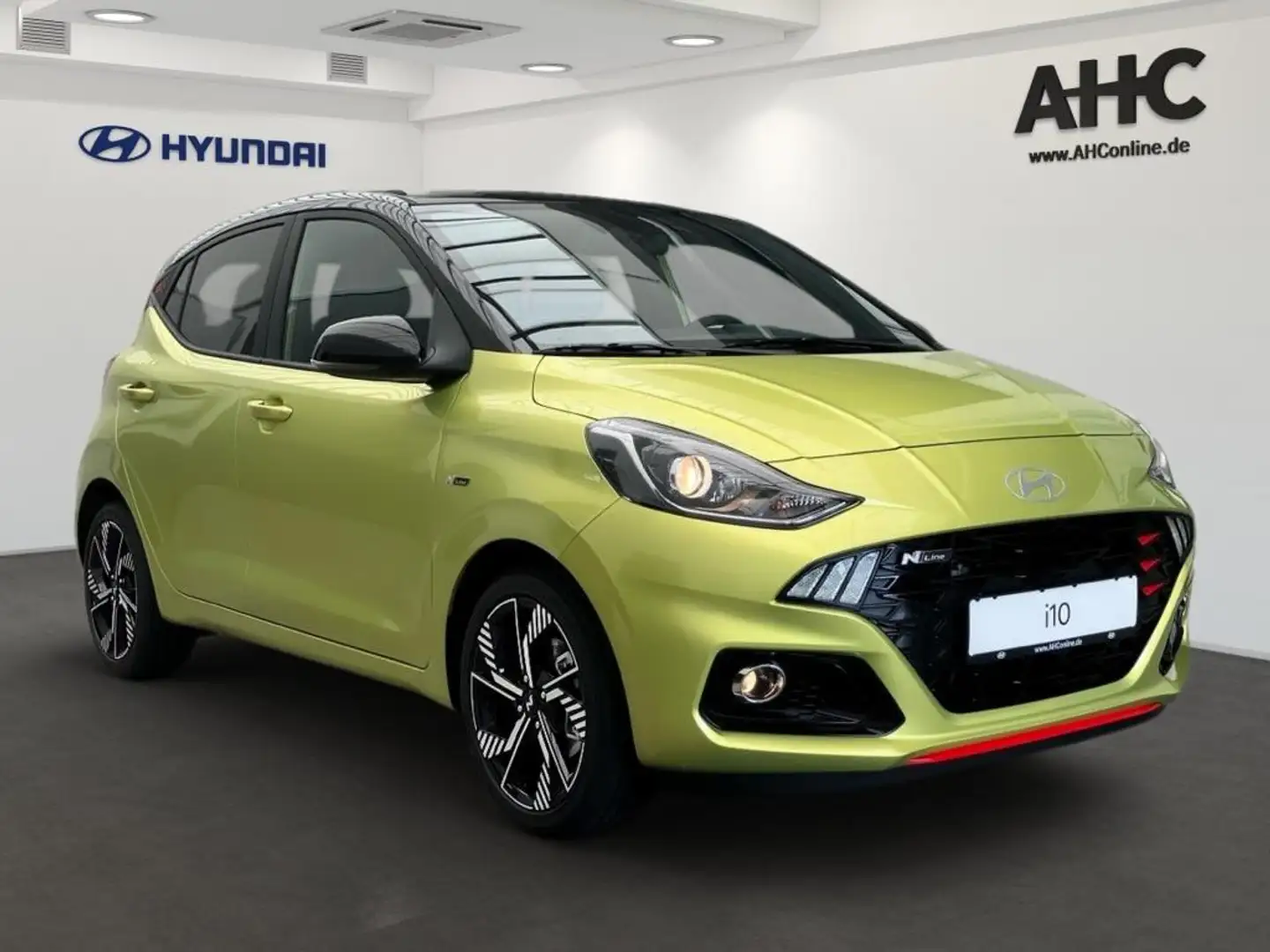 Hyundai i10 1.0 T-GDI 5-MT N-Line KlimaA Navi PDC KAM Schwarz - 2