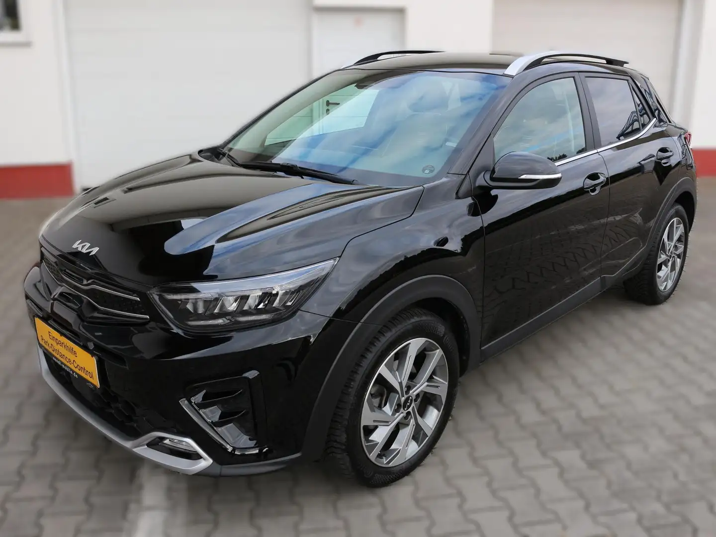 Kia Stonic GT Line Schwarz - 1