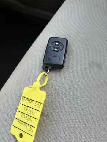 Toyota Yaris view 8
