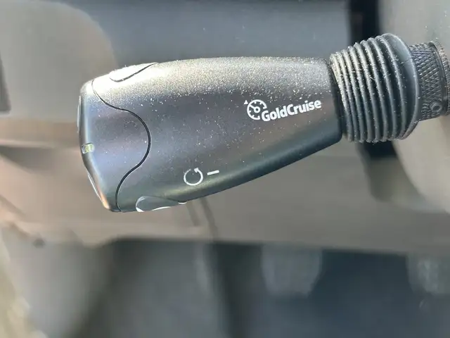 Toyota Yaris view 10