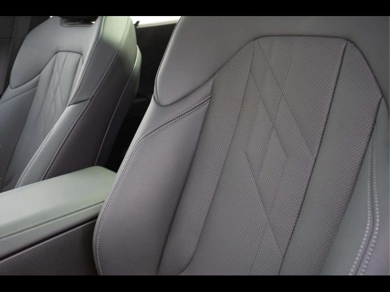 BMW X3 30e xDrive Kit M Sport — photo 11