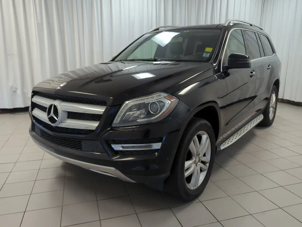 Mercedes-Benz GL-Class photo Mercedes-Benz GL-Class