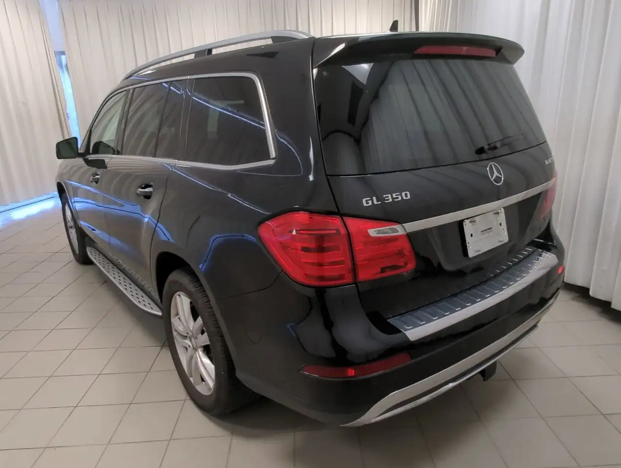Mercedes-Benz GL-Class photo Mercedes-Benz GL-Class