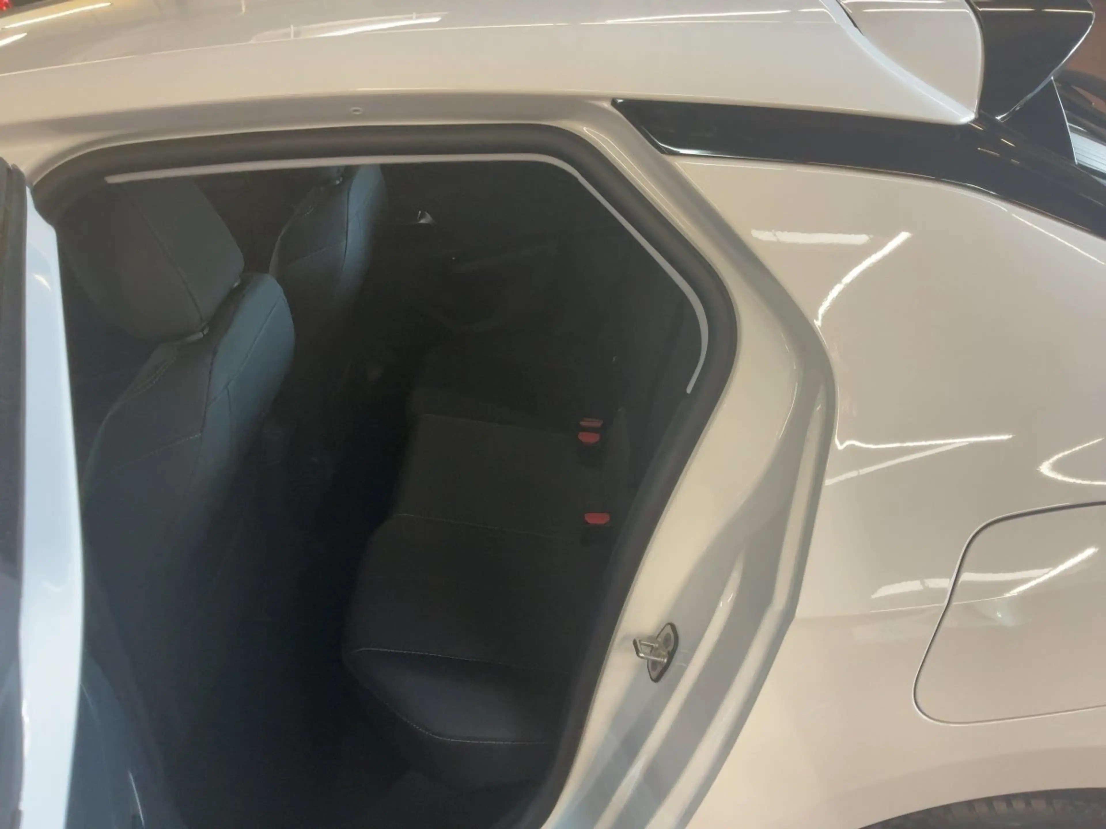 Opel Corsa-e Corsa F e Elegance LED+Navi+Standh.+KlimaA+LM — photo 10