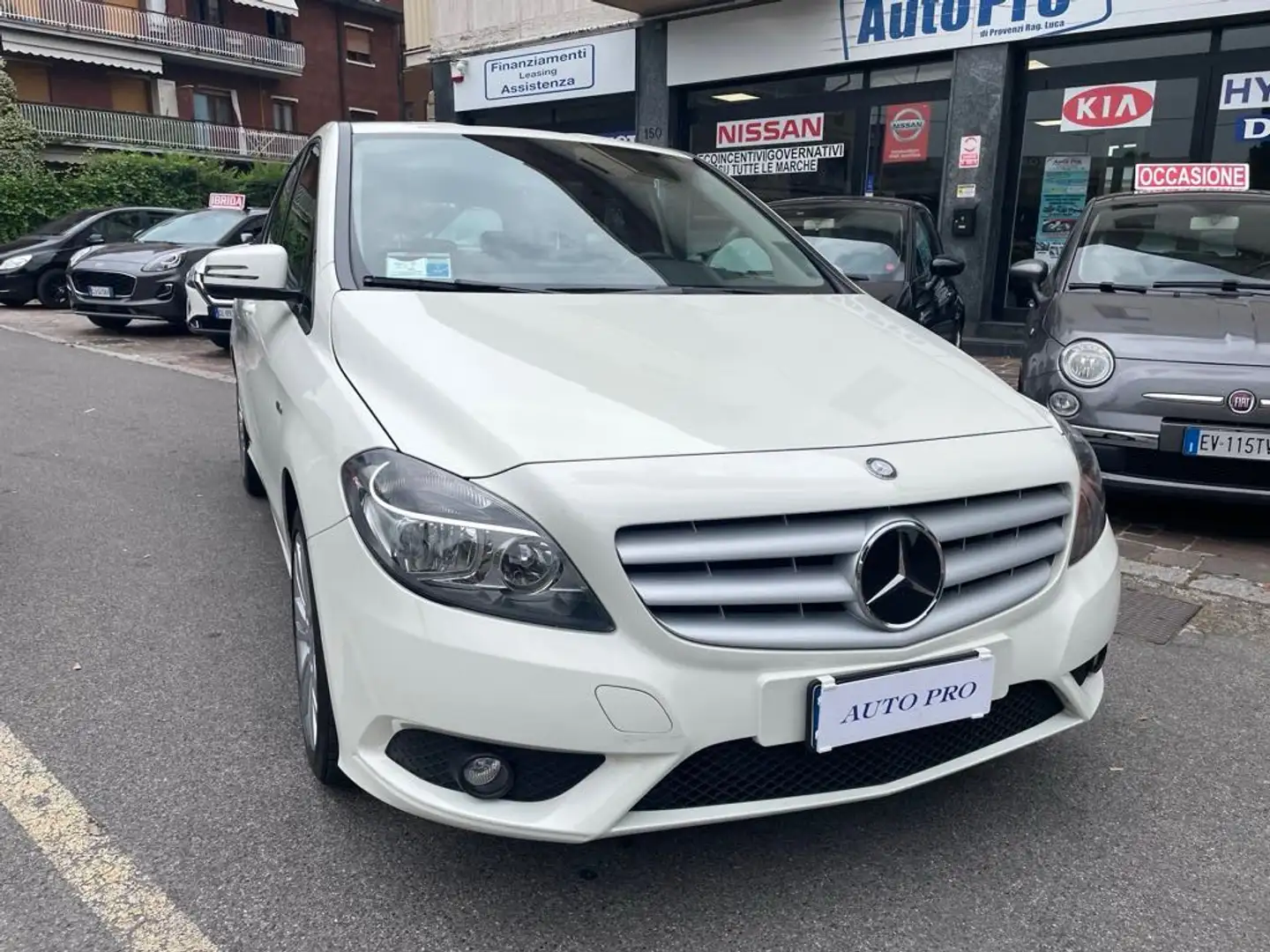 Mercedes-Benz B 180 SUPER OCCASIONE Bianco - 2