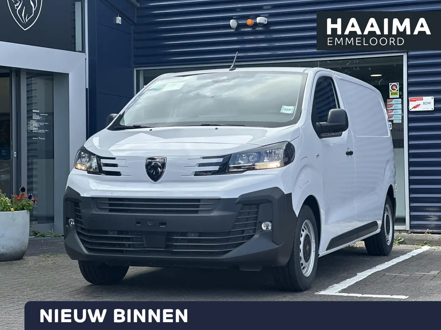 Peugeot e-Expert 75 kWh Long | Parkeercamera/-sensoren | Navigatie - 1