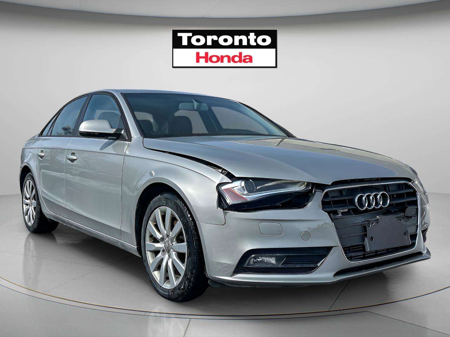 2013 Audi A4 Quattro thumb 35