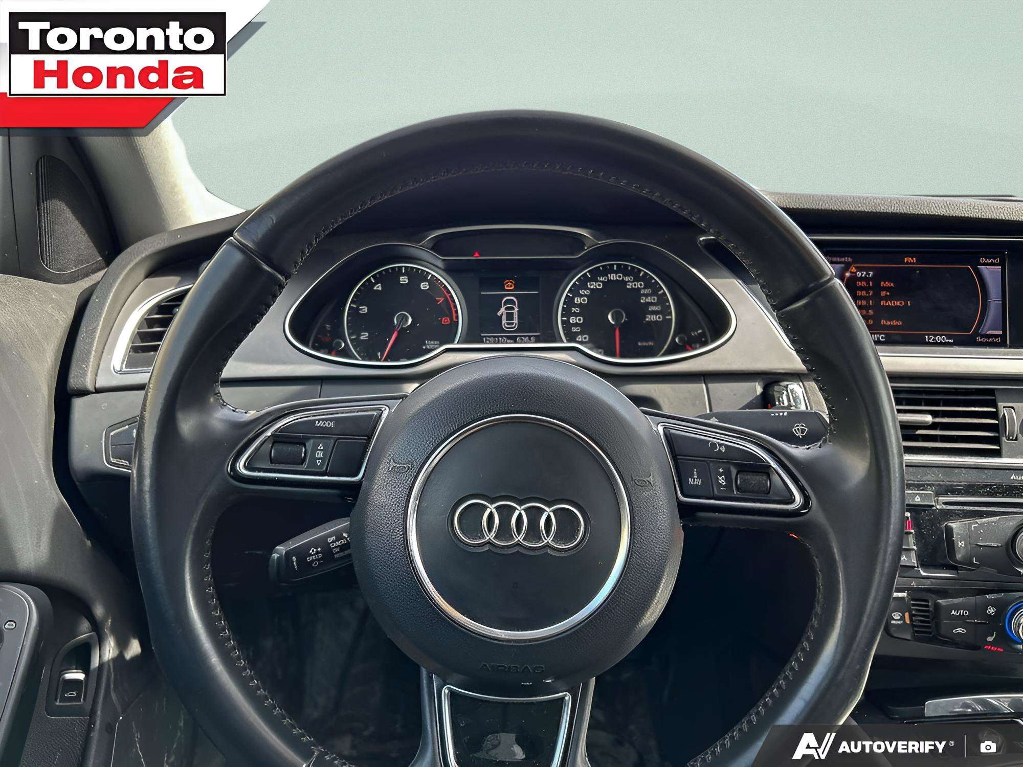 2013 Audi A4 Quattro thumb 45