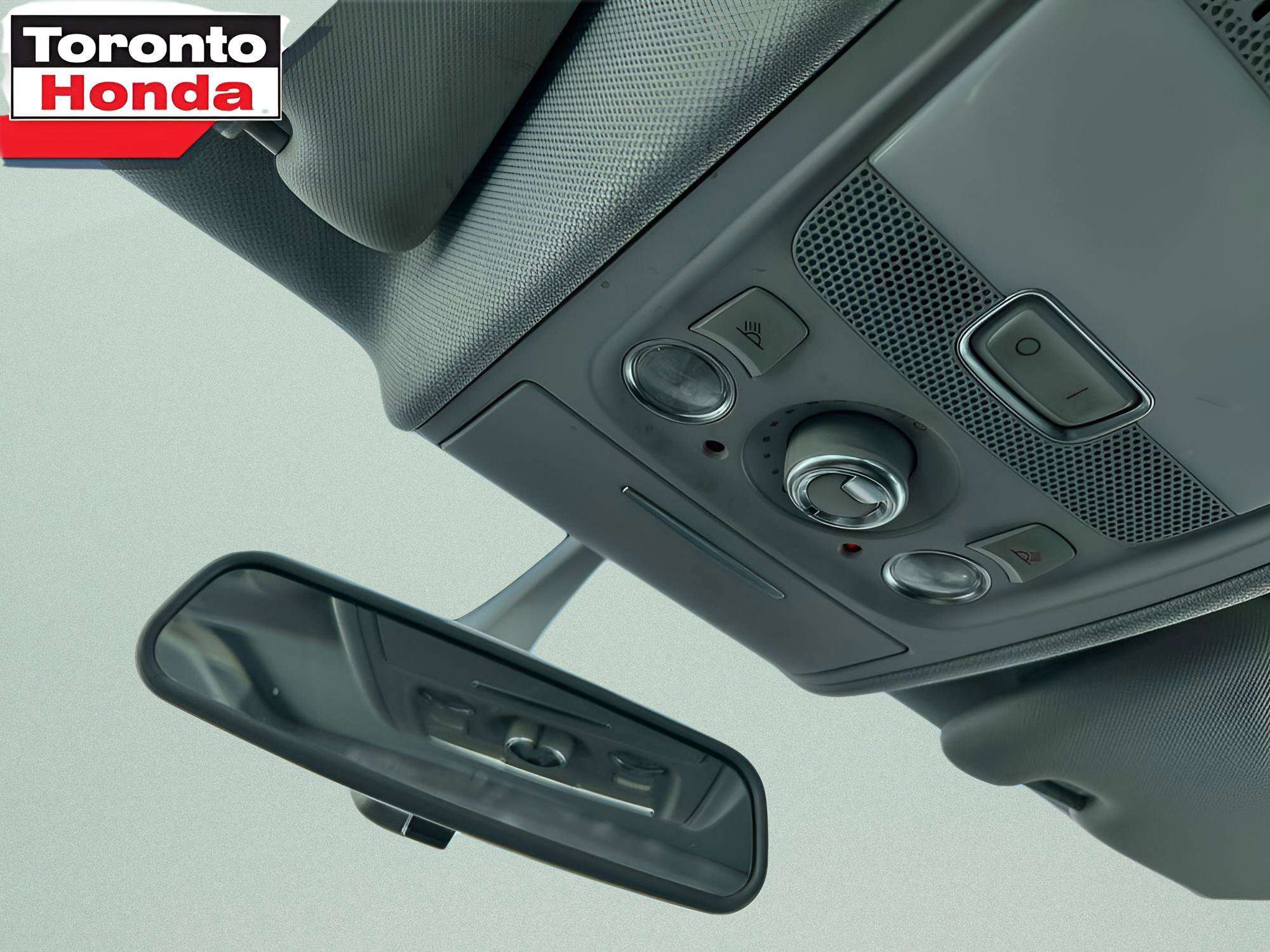2013 Audi A4 Quattro thumb 52