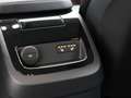 Volvo V60 T6 PLUG-IN HYBRID ESSENTIAL EDITION 18INCH STOELVE Noir - thumbnail 28