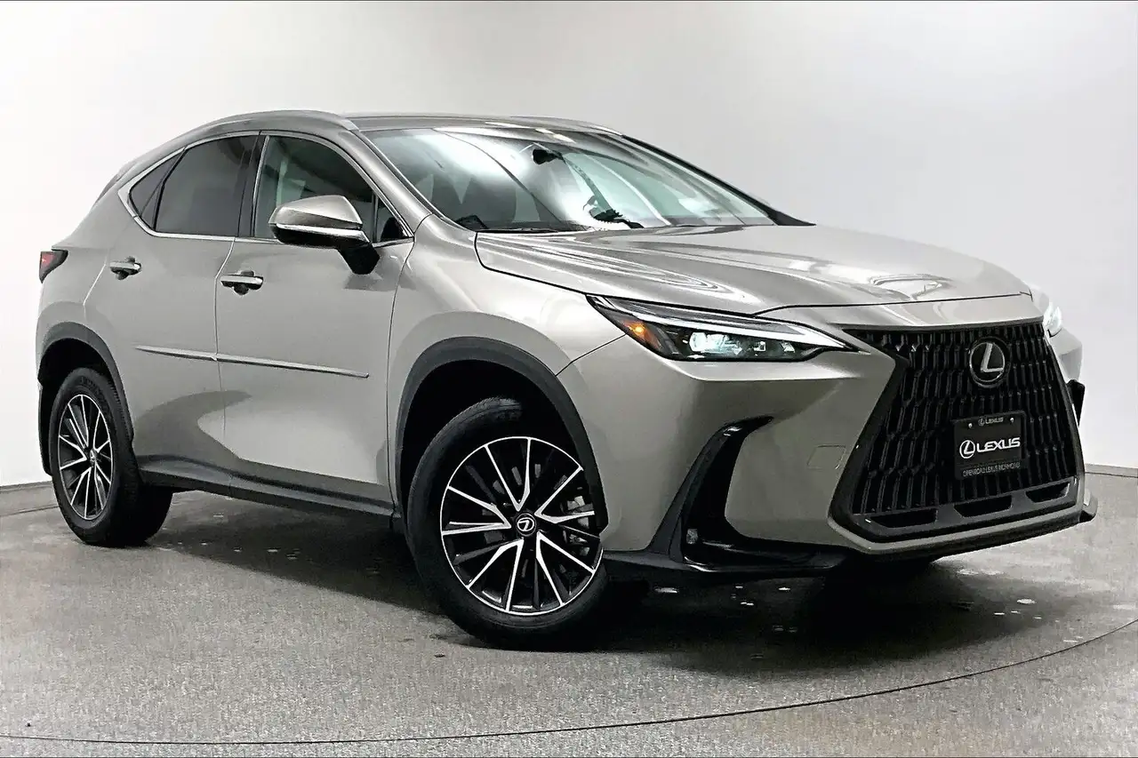 Lexus NX fotografie Lexus NX