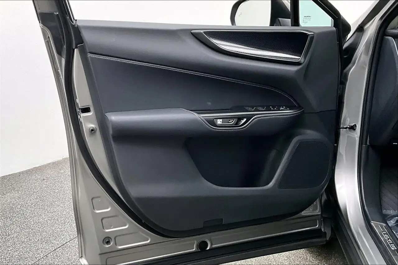 Lexus NX fotografie Lexus NX