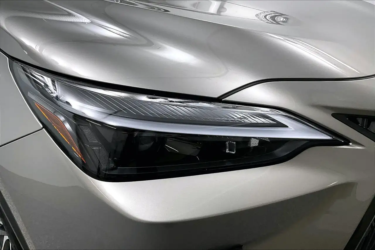 Lexus NX fotografie Lexus NX