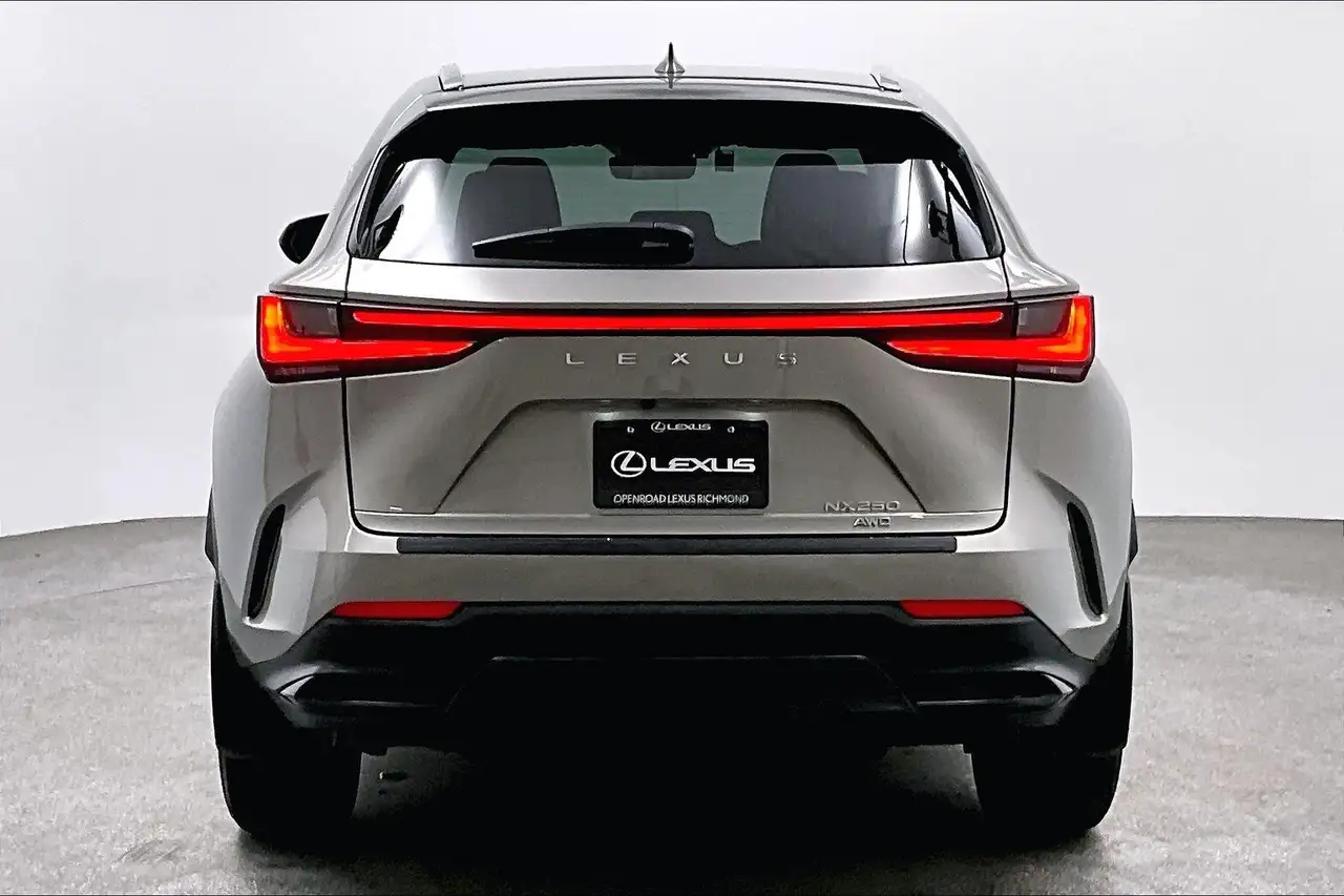 Lexus NX fotografie Lexus NX