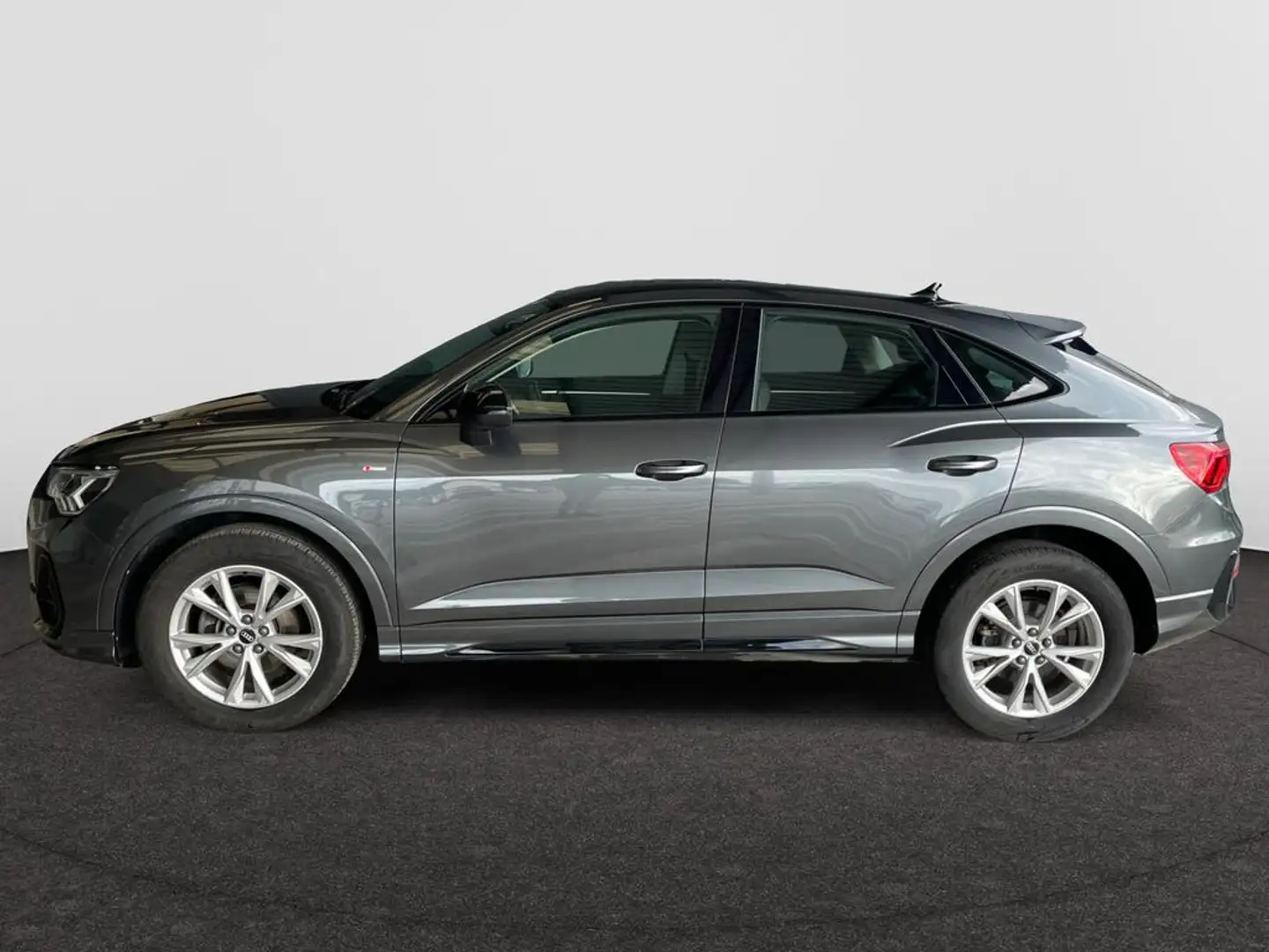 Audi Q3 Sportback S line 35 TFSI  150ch S tronic Gris - 2