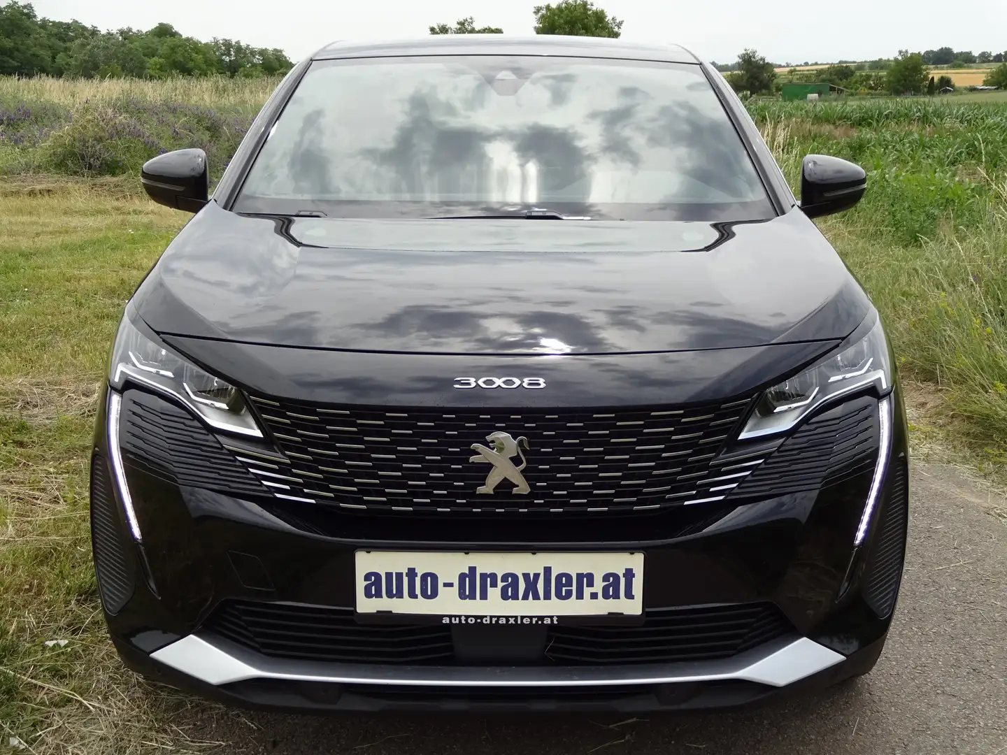 Peugeot 3008 PureTech 130 EAT8 Allure Schwarz - 2