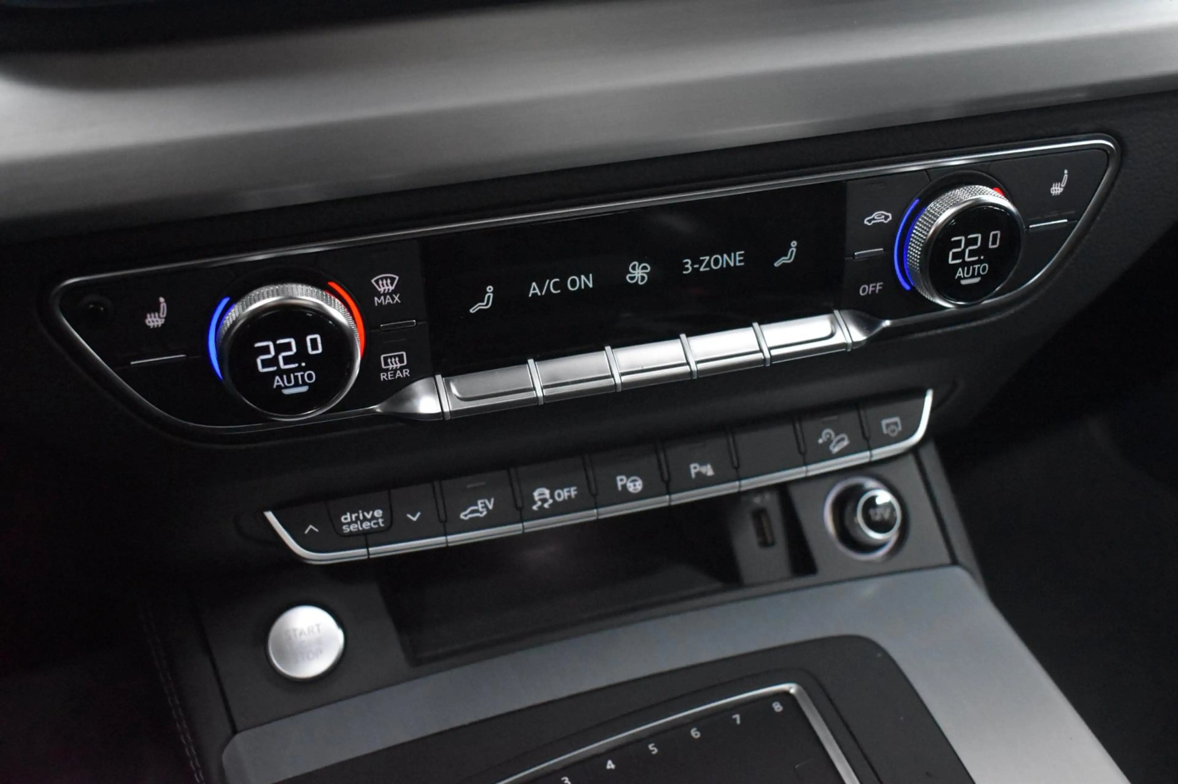 Audi Q5 55 TFSI e Quattro COMPETITION 367pk | LUCHTVERING — photo 20