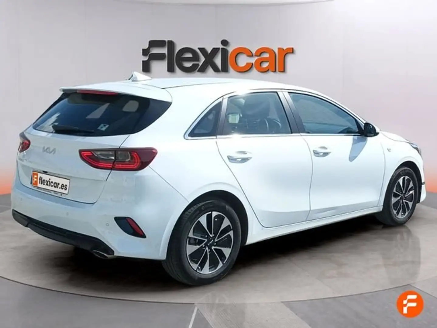 Kia Ceed / cee'd 1.0 T-GDI Drive 100 Blanco - 2