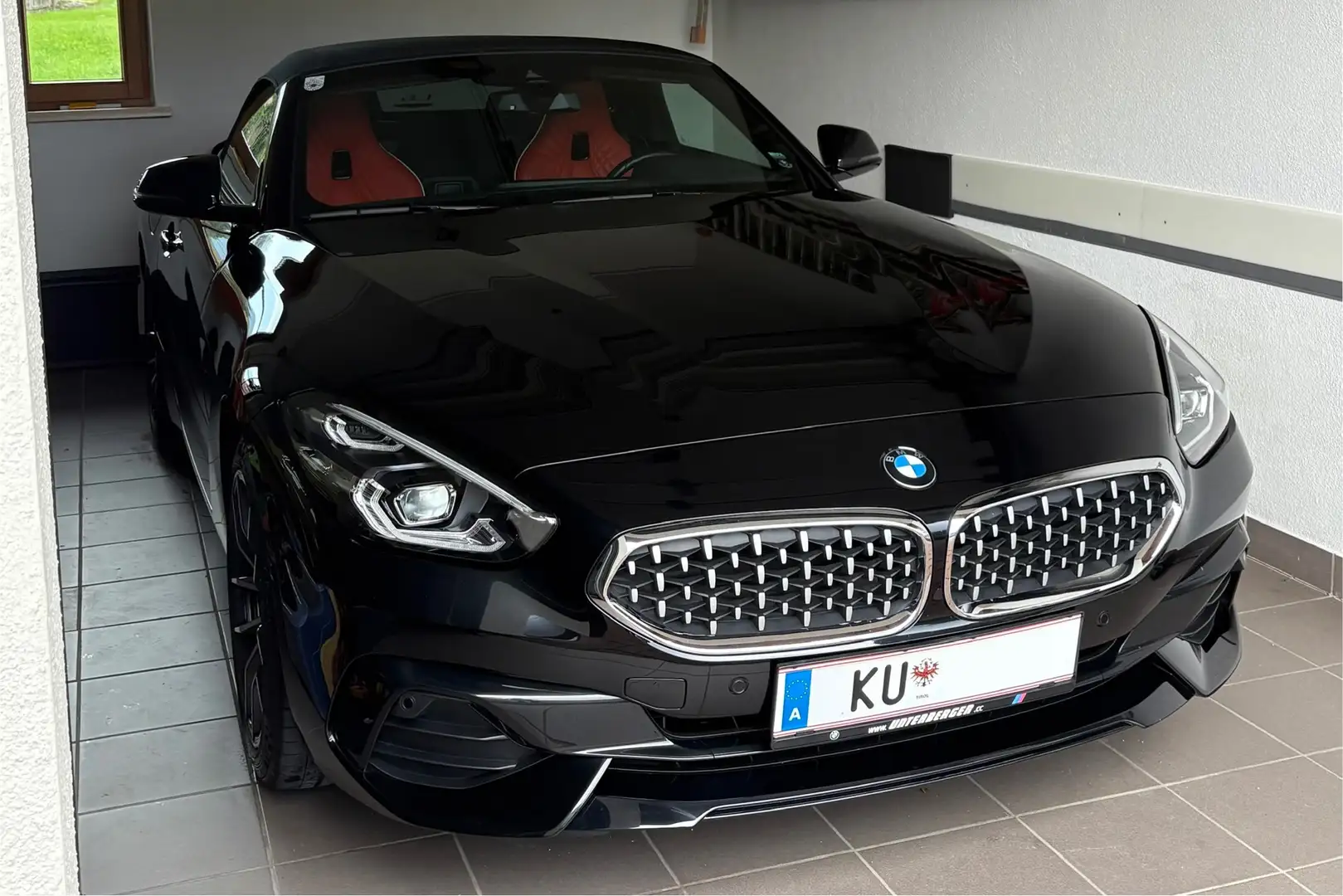 BMW Z4 Z4 sDrive 20i Aut. *H/K*HUD*LED*M Sitze* Schwarz - 2