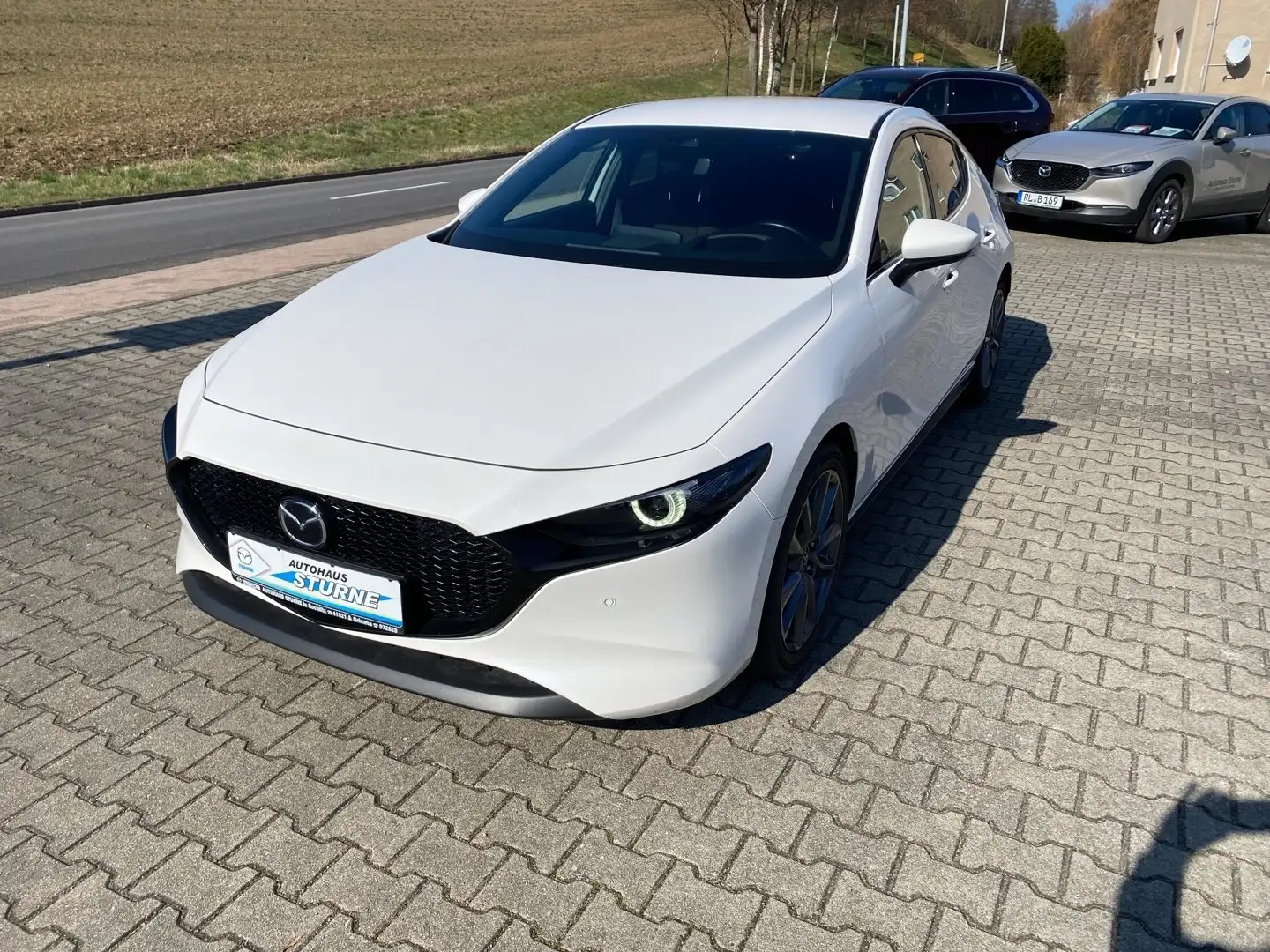 Mazda 3 💥Selection / Matrix LED/ 18 Zoll/ wenig KM🔥 Weiß - 1