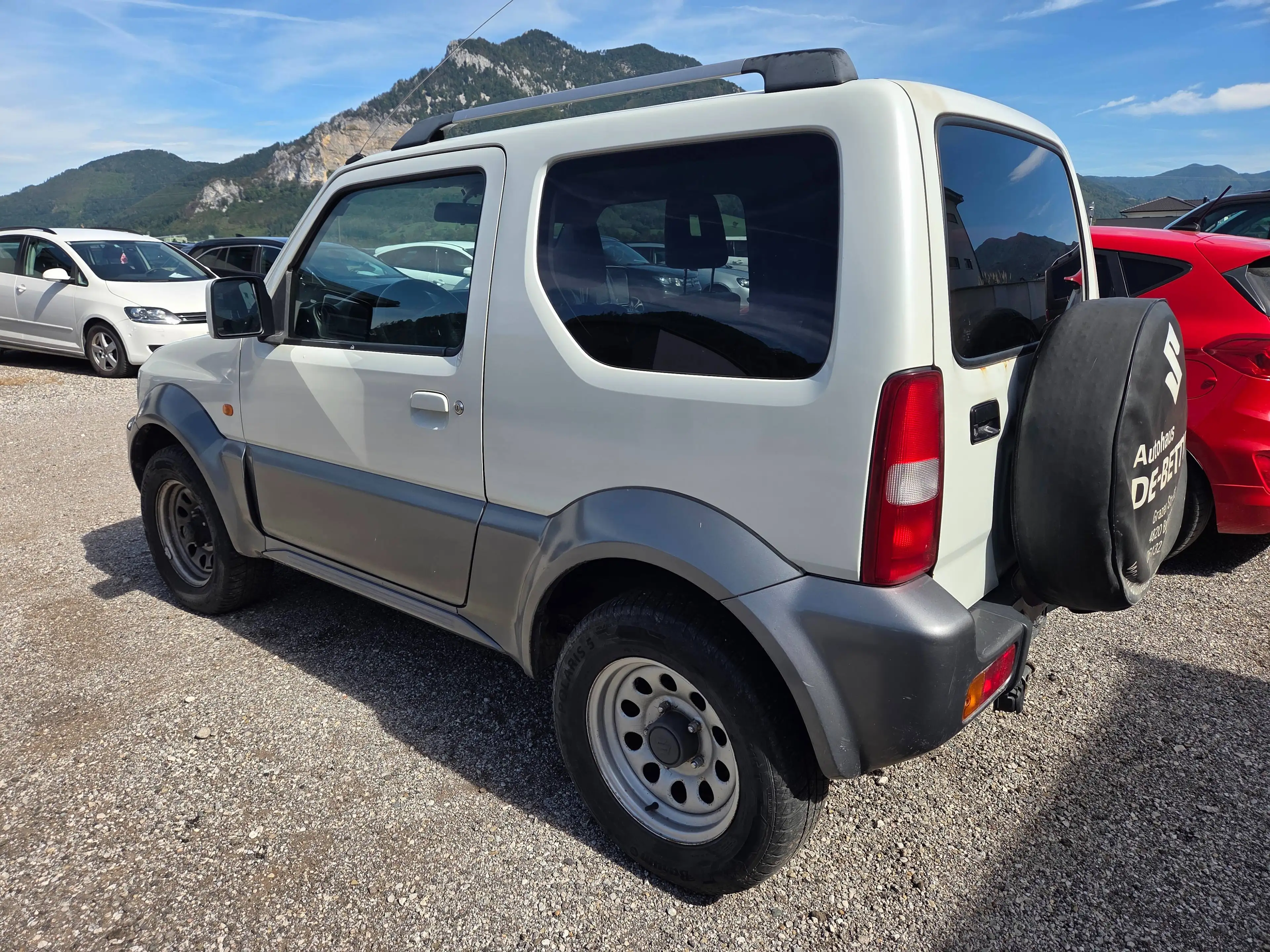 Suzuki Jimny — photo 6
