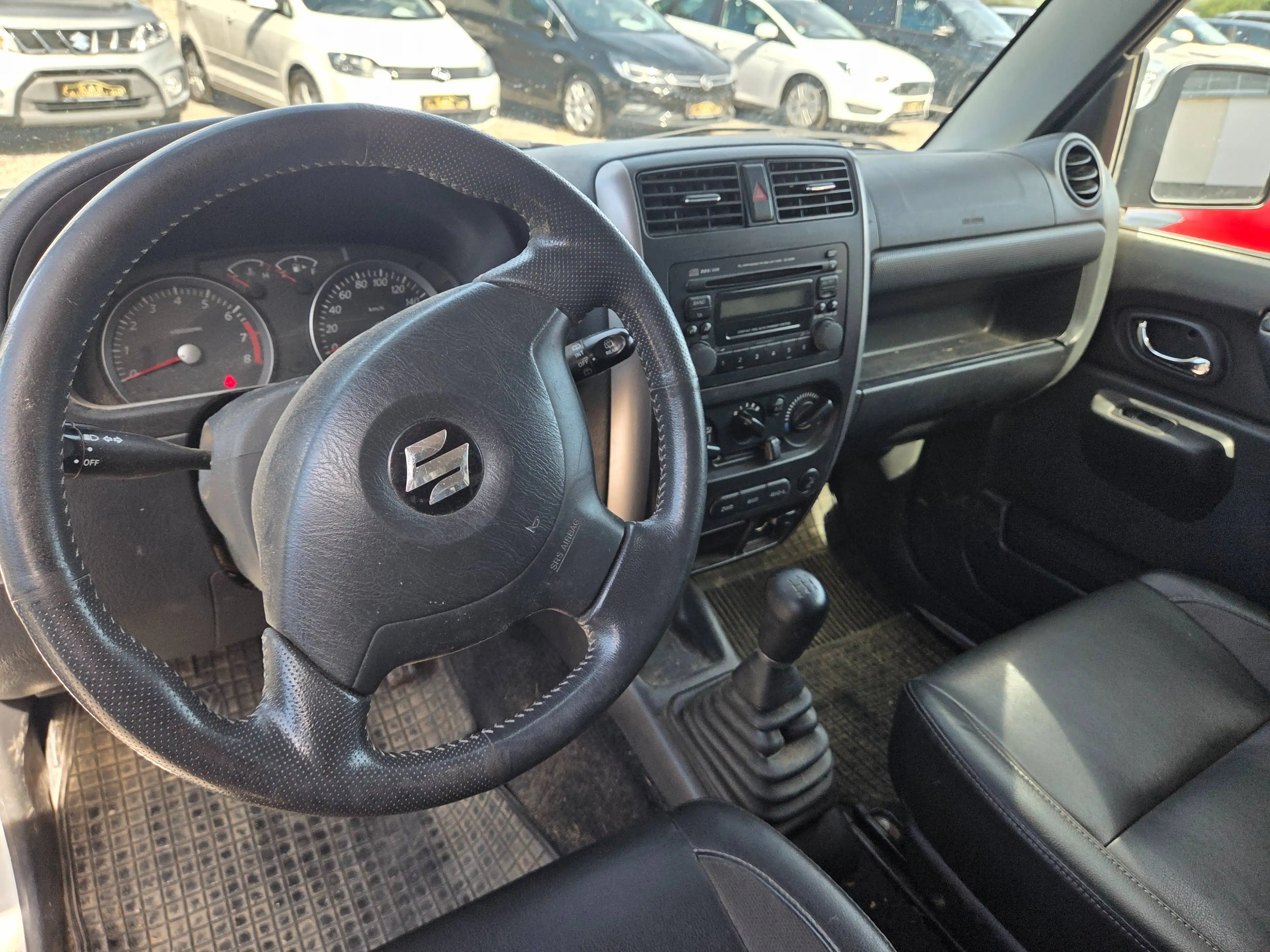 Suzuki Jimny — photo 9