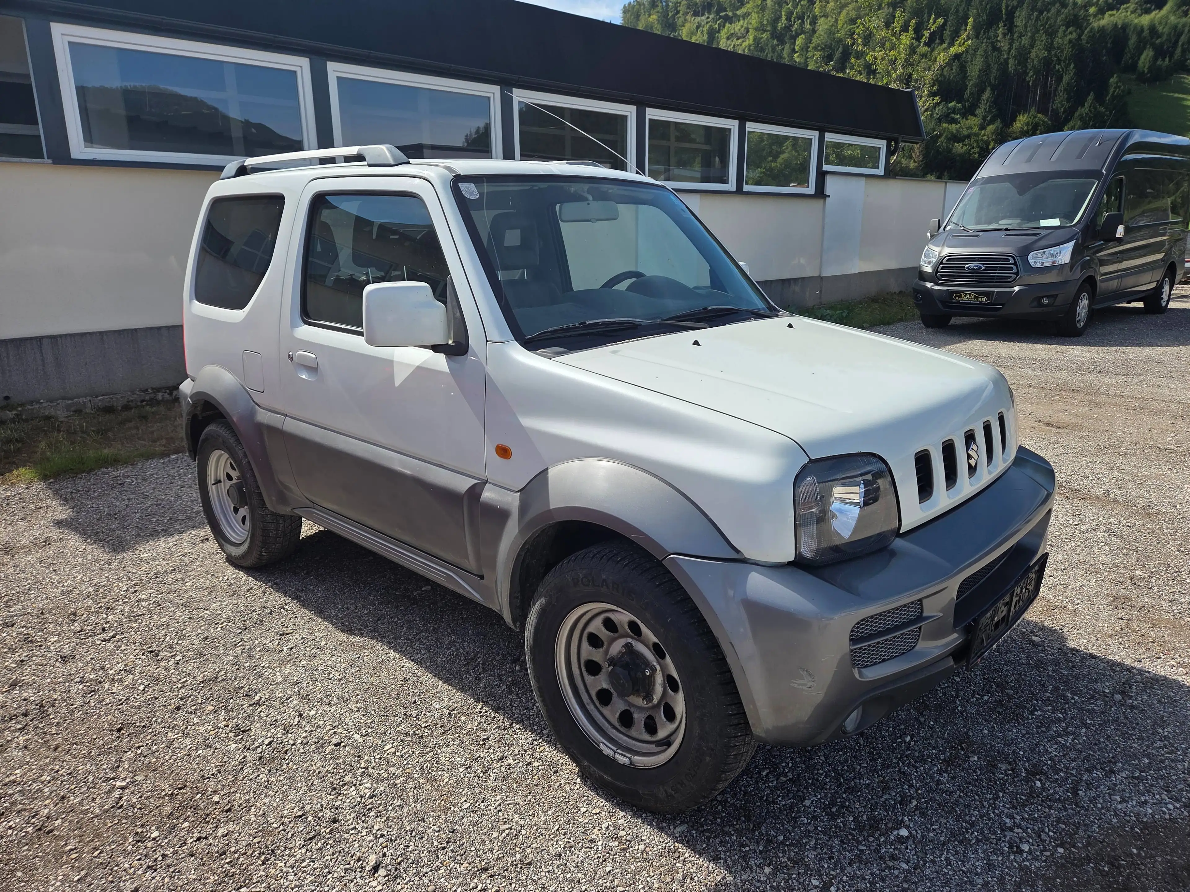 Suzuki Jimny — photo 3